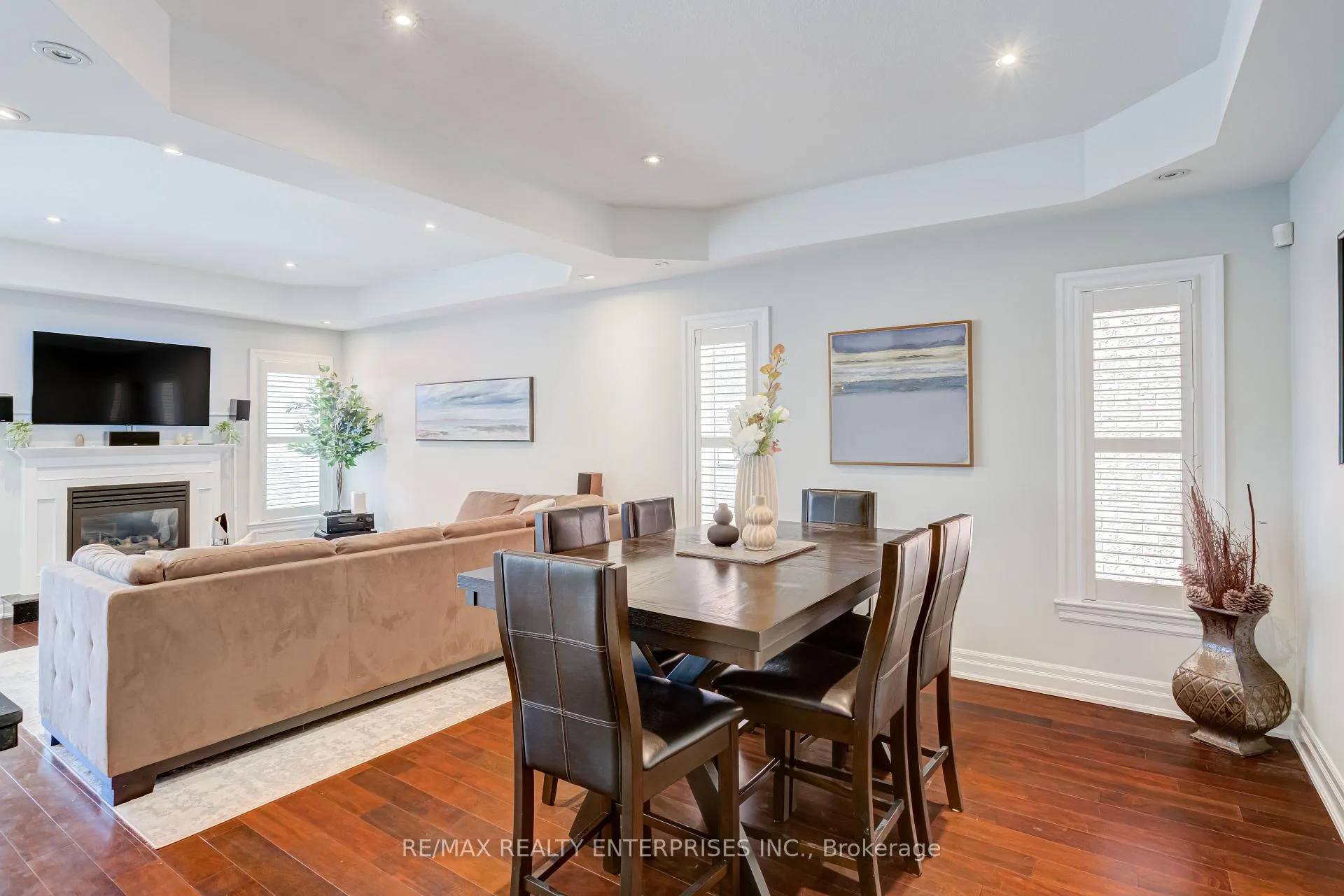 Photo 8 of 444 Dicenzo Drive, Hamilton, Ryckmans — HOMEH