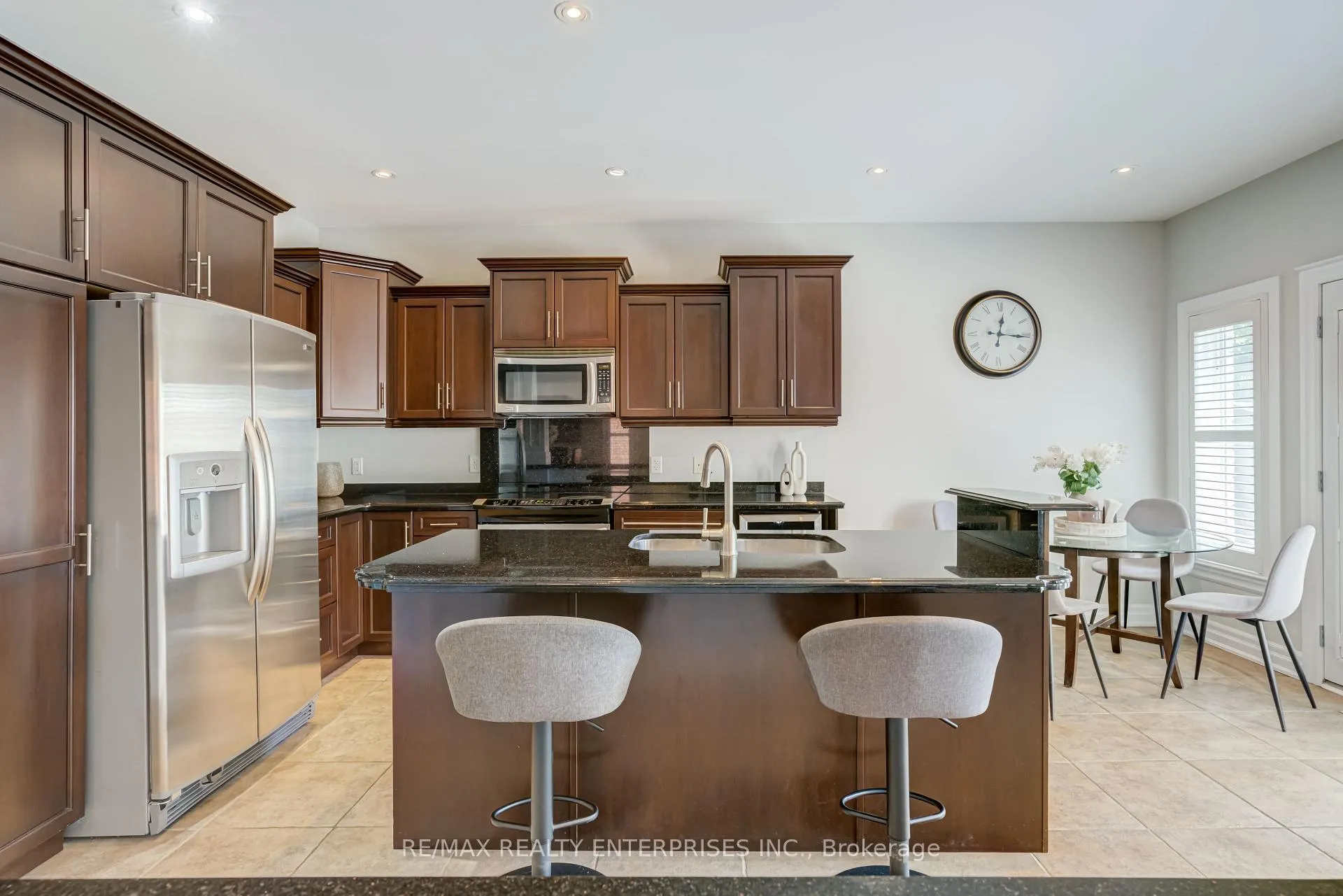 Photo 15 of 444 Dicenzo Drive, Hamilton, Ryckmans — HOMEH
