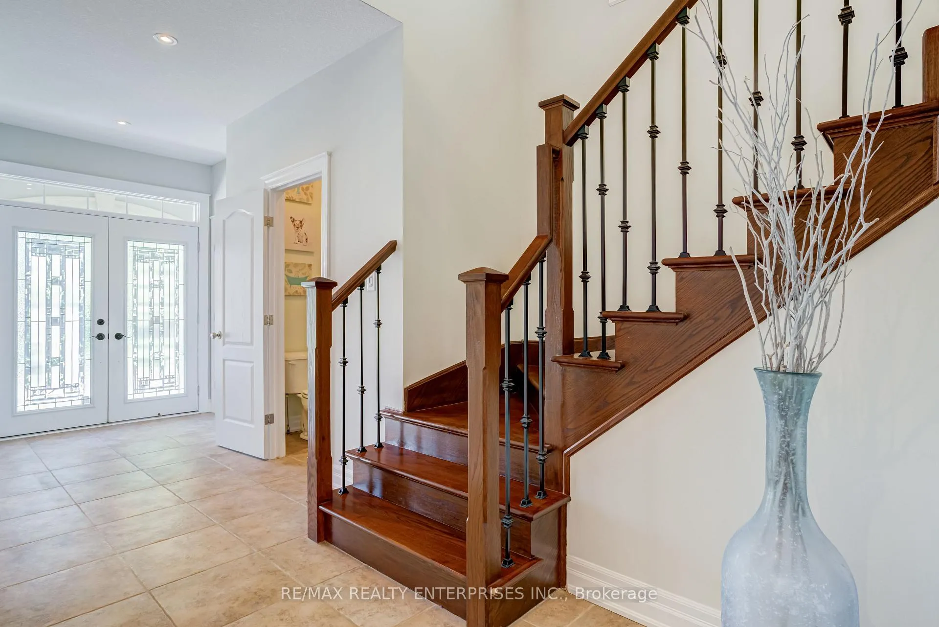 Photo 20 of 444 Dicenzo Drive, Hamilton, Ryckmans — HOMEH