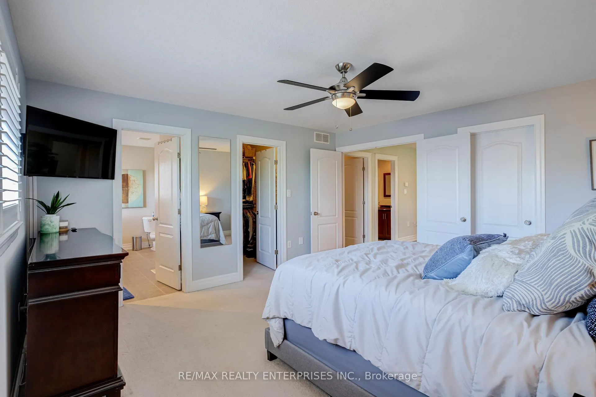 Photo 23 of 444 Dicenzo Drive, Hamilton, Ryckmans — HOMEH