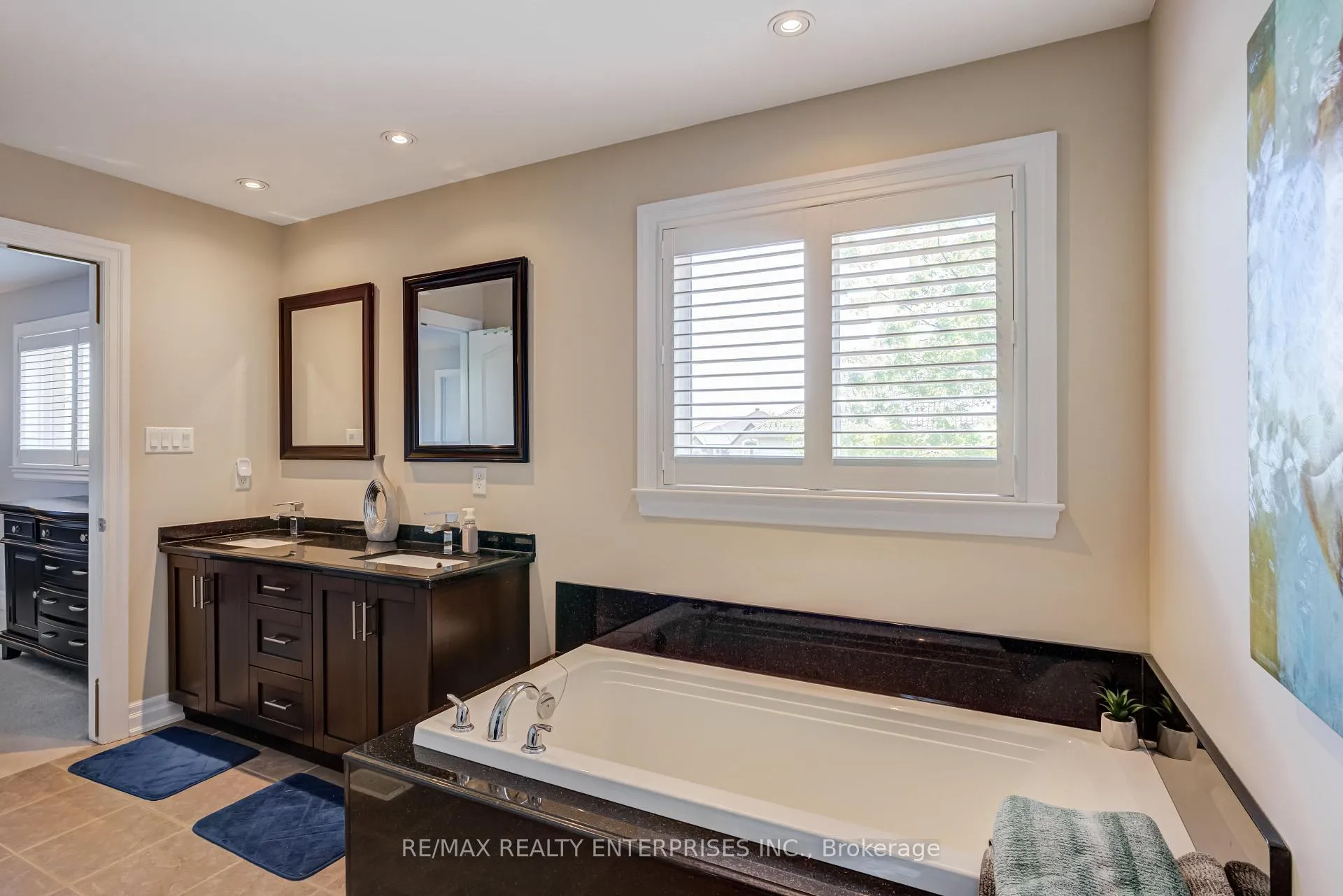 Photo 26 of 444 Dicenzo Drive, Hamilton, Ryckmans — HOMEH