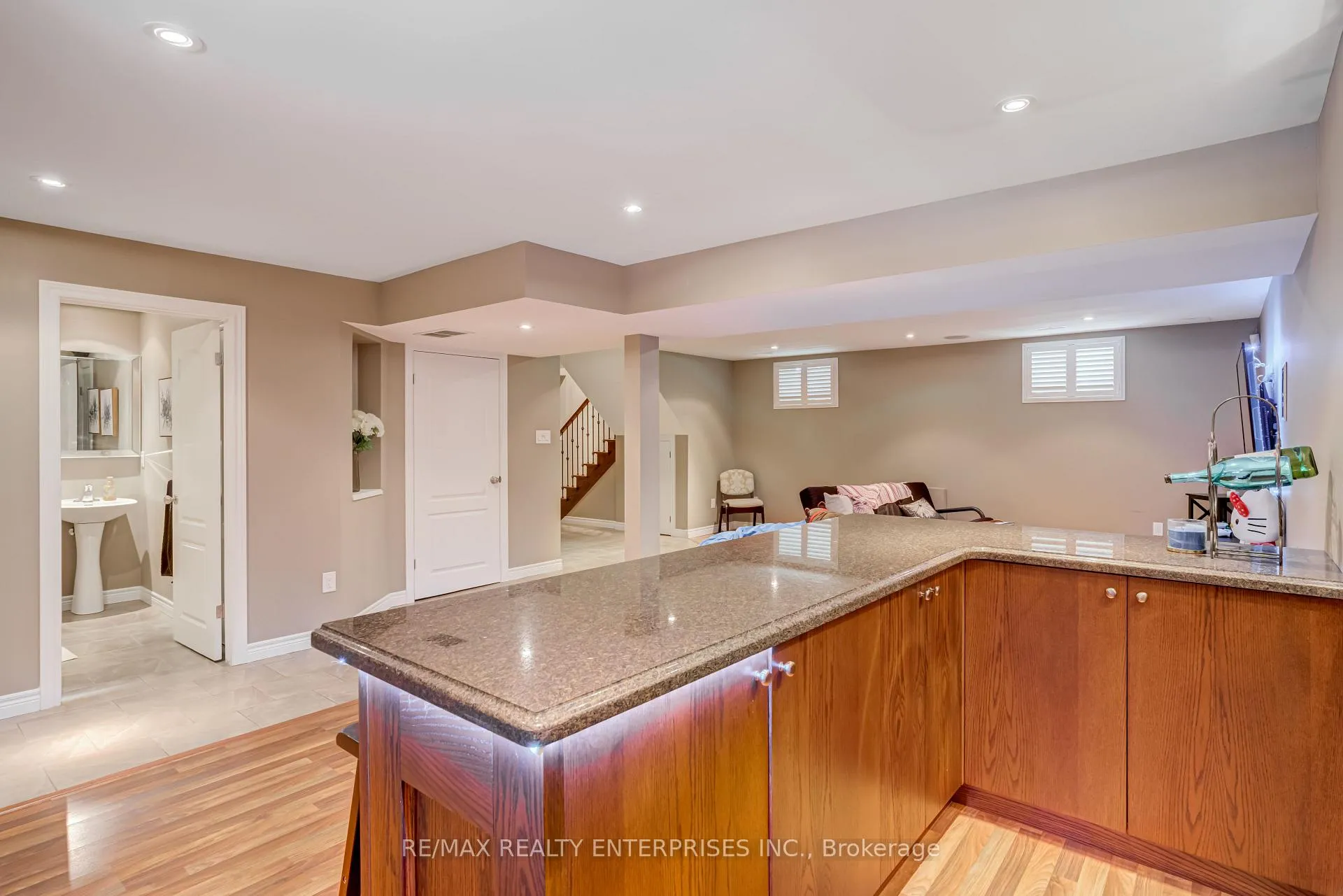 Photo 40 of 444 Dicenzo Drive, Hamilton, Ryckmans — HOMEH