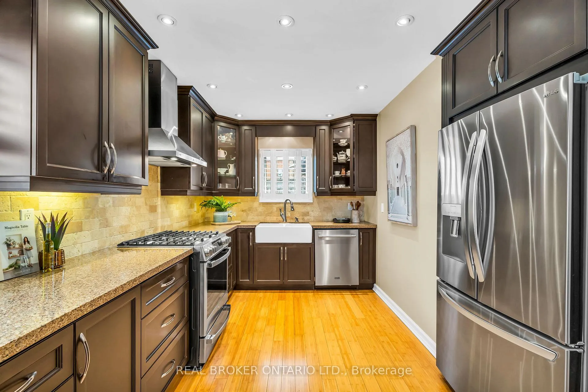 Photo 11 of 18 Mansfield Street, Brampton, Central Park — HOMEH