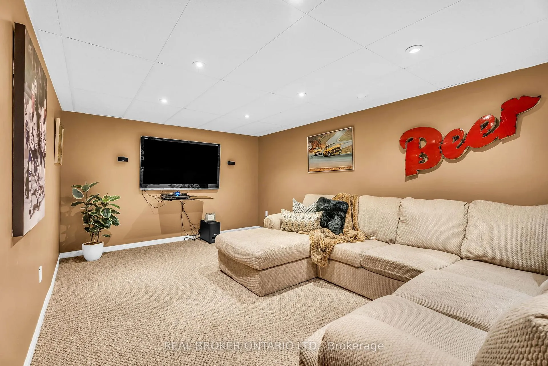 Photo 36 of 18 Mansfield Street, Brampton, Central Park — HOMEH