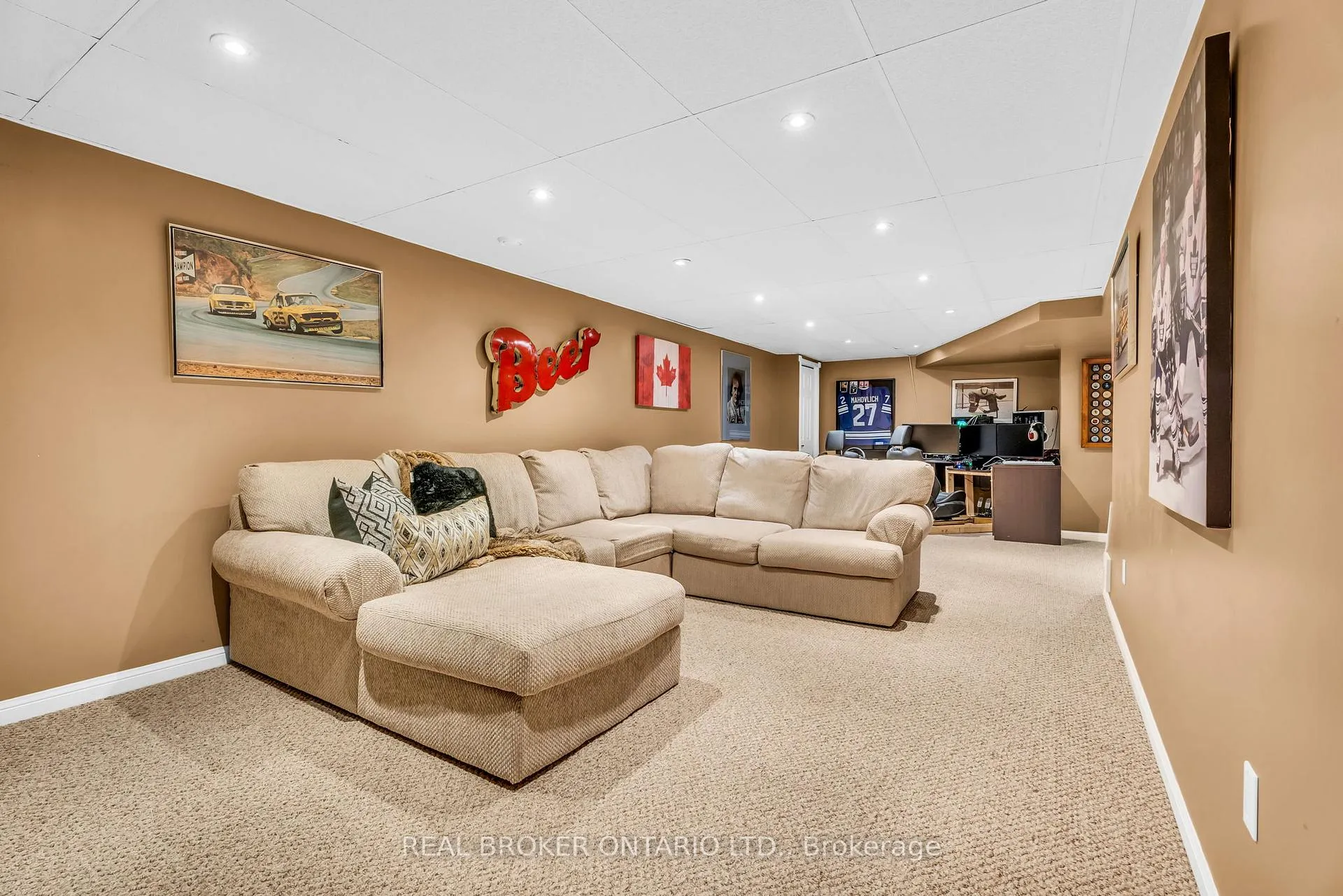 Photo 37 of 18 Mansfield Street, Brampton, Central Park — HOMEH