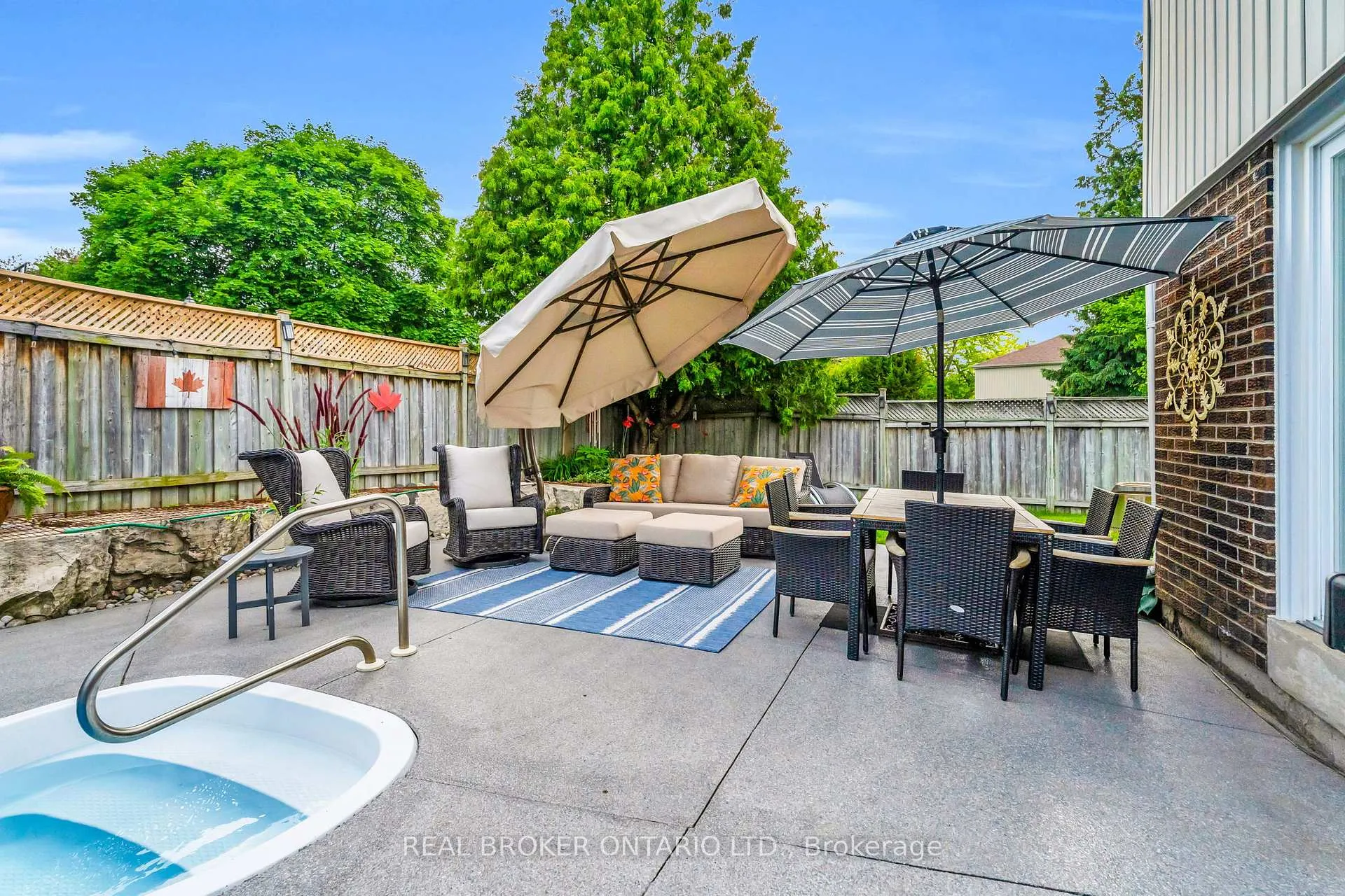 Photo 41 of 18 Mansfield Street, Brampton, Central Park — HOMEH