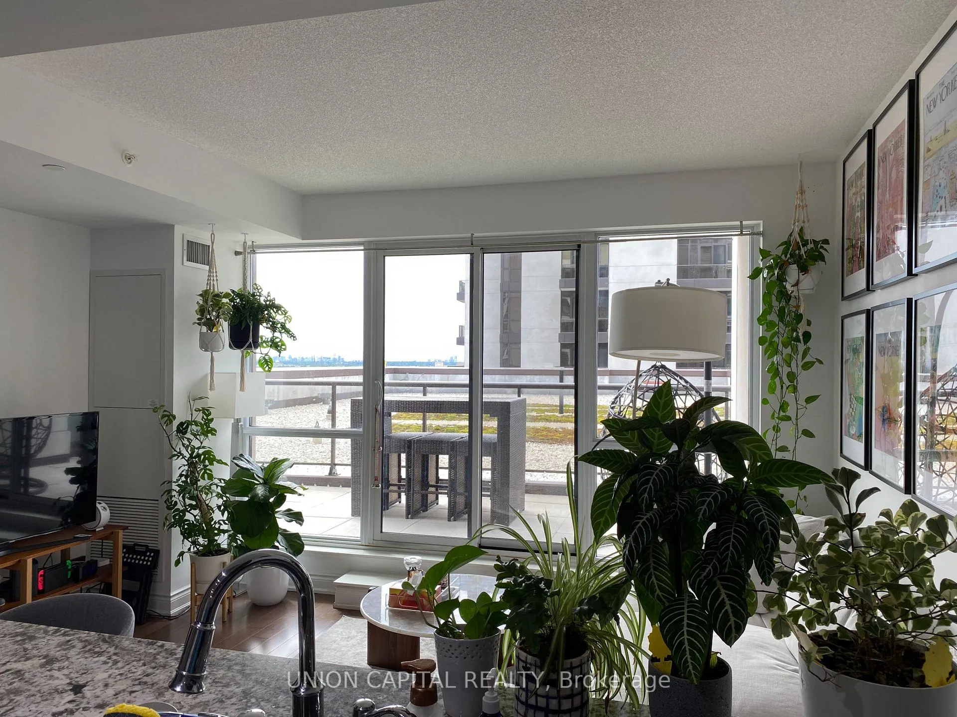 Photo 8 of Unit 1010, 38 Cedarland Drive, Markham, Unionville — HOMEH