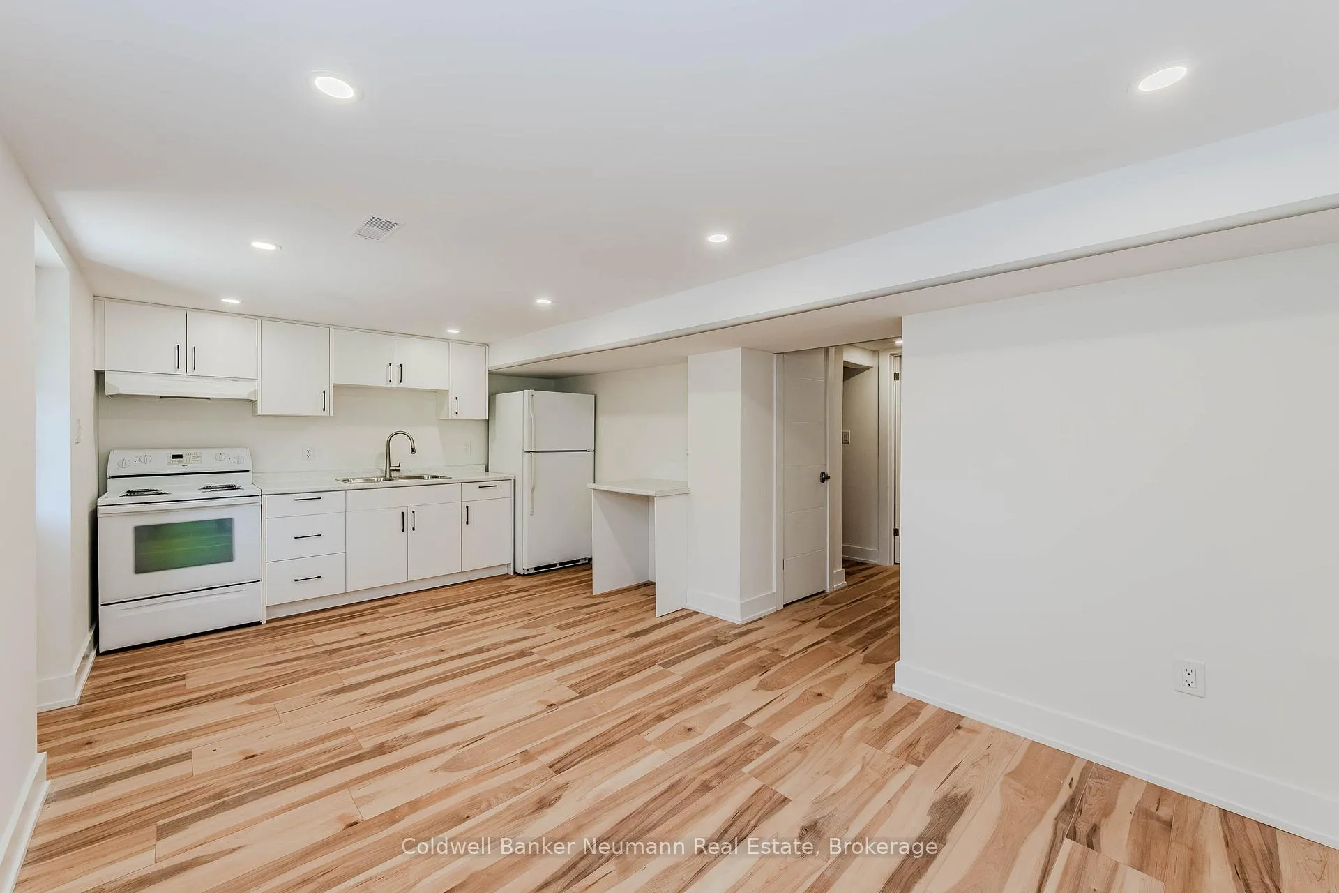 Photo 3 of Unit B, 69 Hadati Road, Guelph, Grange Road — HOMEH