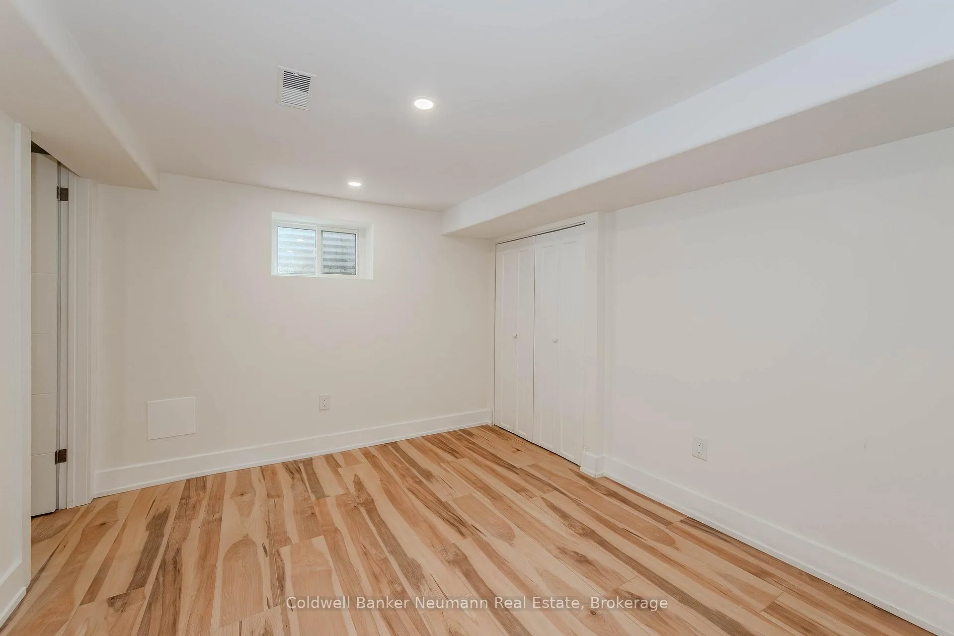 Photo 5 of Unit B, 69 Hadati Road, Guelph, Grange Road — HOMEH