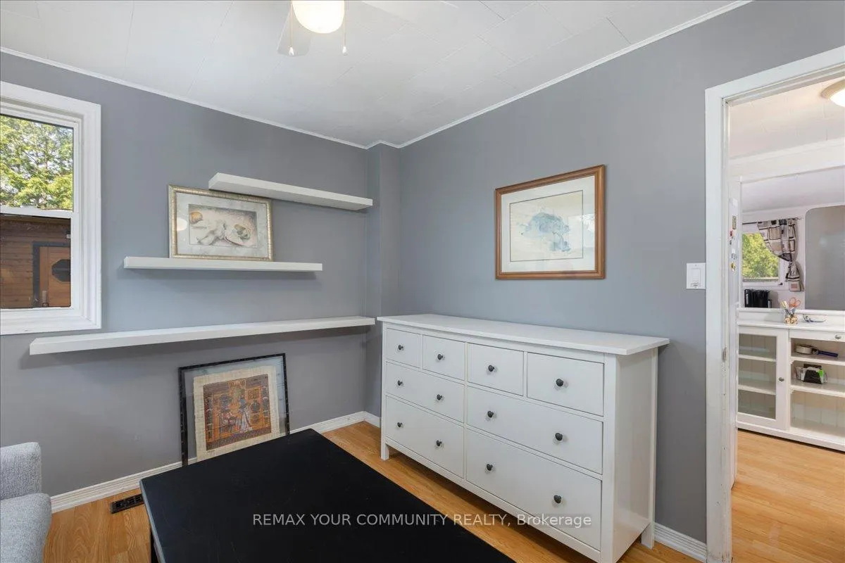 Photo 13 of 17 Farley Circle, Georgina, Historic Lakeshore Communities — HOMEH