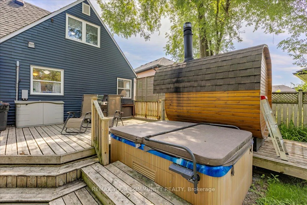 Photo 26 of 17 Farley Circle, Georgina, Historic Lakeshore Communities — HOMEH