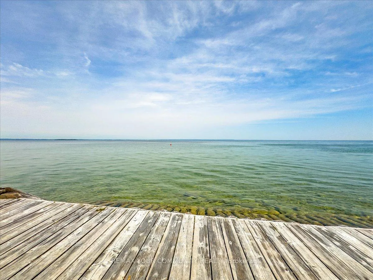 Photo 33 of 17 Farley Circle, Georgina, Historic Lakeshore Communities — HOMEH