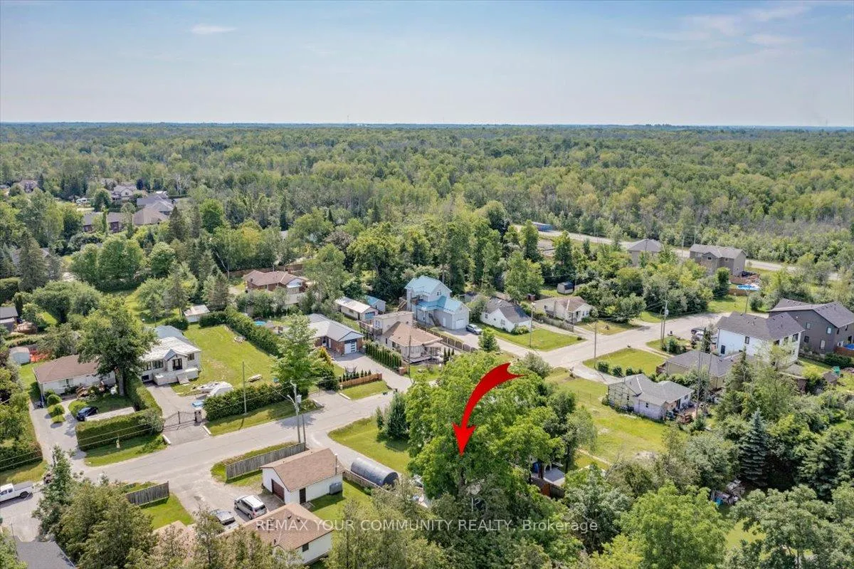 Photo 35 of 17 Farley Circle, Georgina, Historic Lakeshore Communities — HOMEH