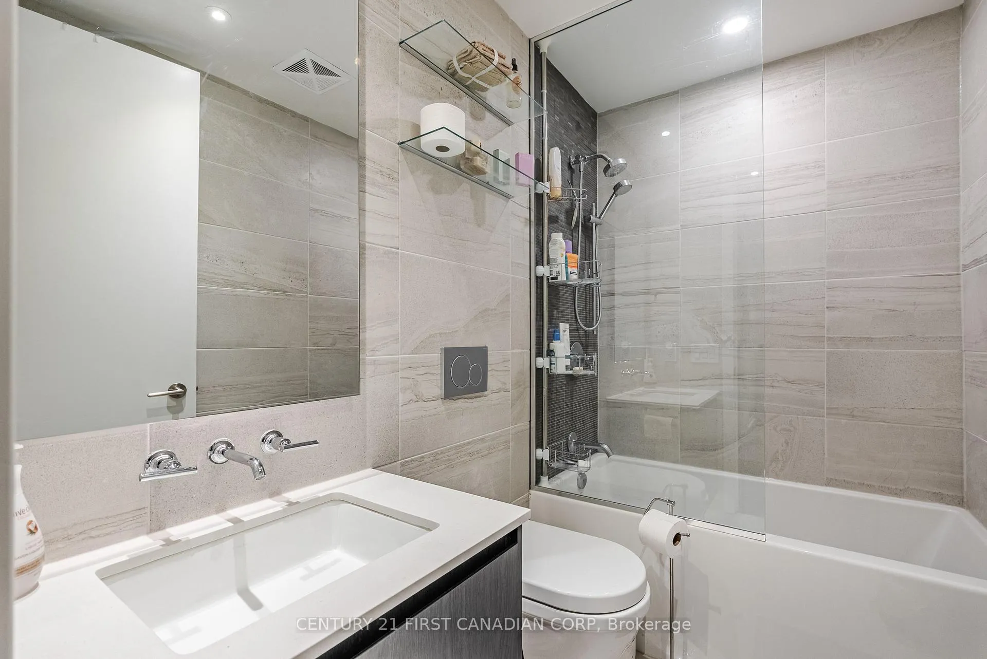 Photo 8 of Unit 1405, 81 Wellesley Street E, Toronto, Church-Yonge Corridor — HOMEH