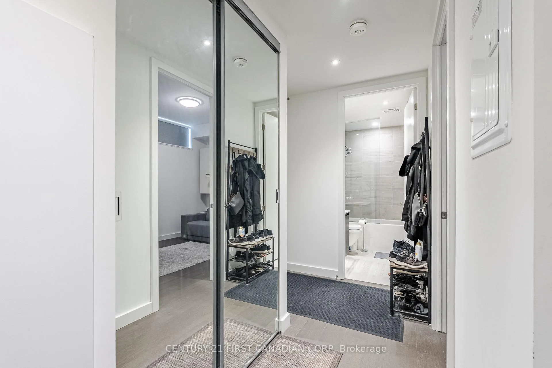 Photo 13 of Unit 1405, 81 Wellesley Street E, Toronto, Church-Yonge Corridor — HOMEH