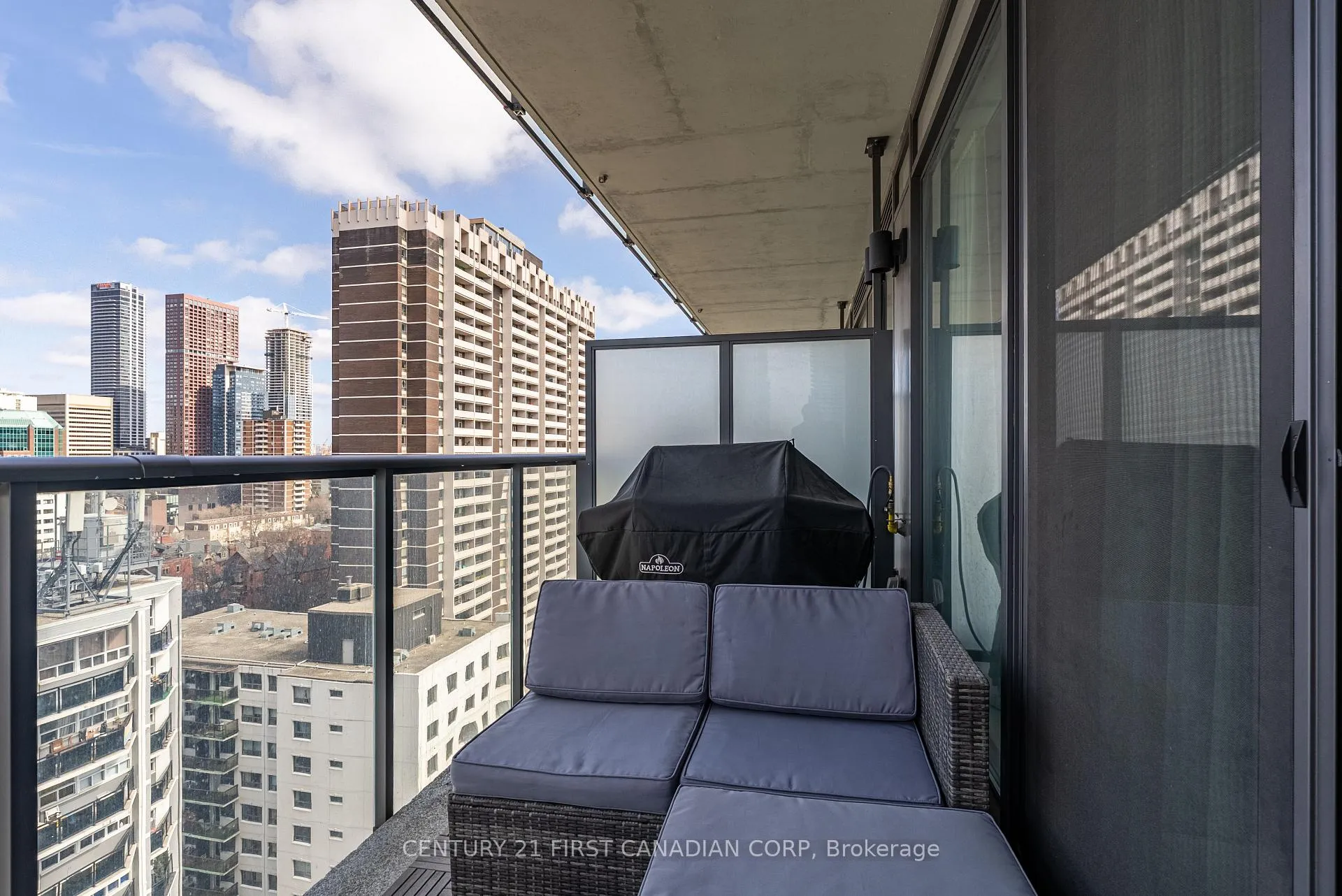 Photo 33 of Unit 1405, 81 Wellesley Street E, Toronto, Church-Yonge Corridor — HOMEH