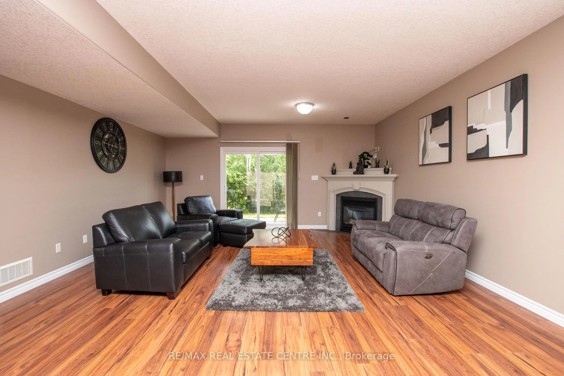 Photo 21 of 2878 Devon Road, London, South W — HOMEH