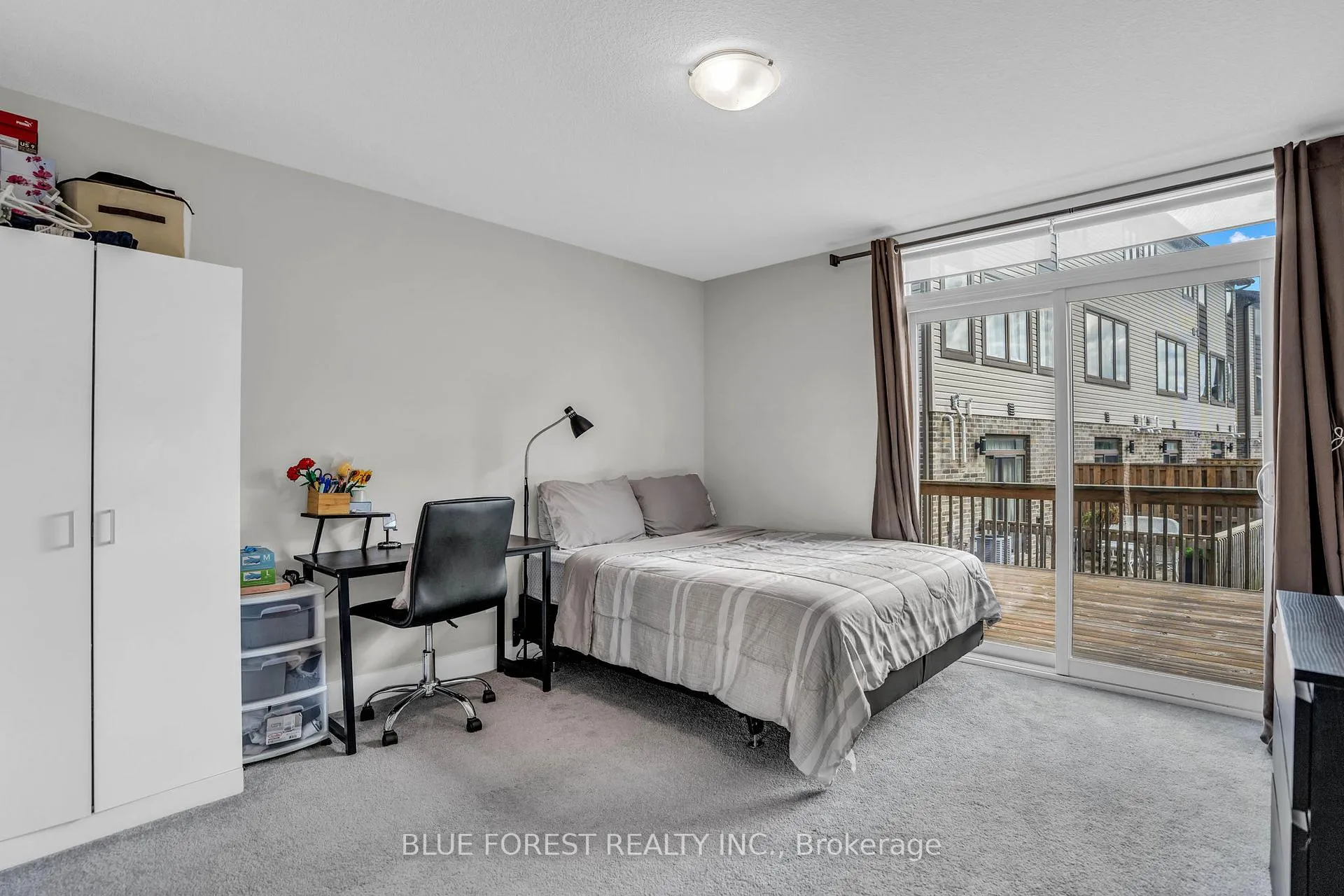 Photo 3 of Unit 4, 2070 Meadowgate Boulevard, London, South U — HOMEH