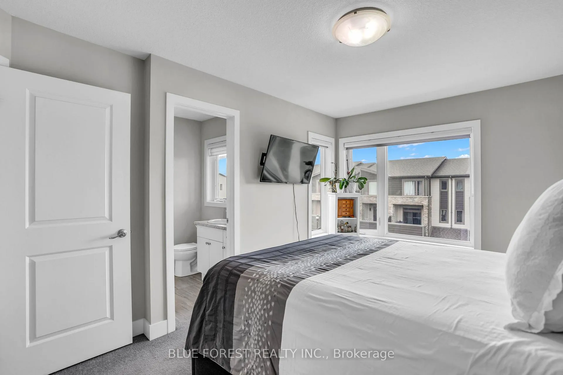 Photo 21 of Unit 4, 2070 Meadowgate Boulevard, London, South U — HOMEH