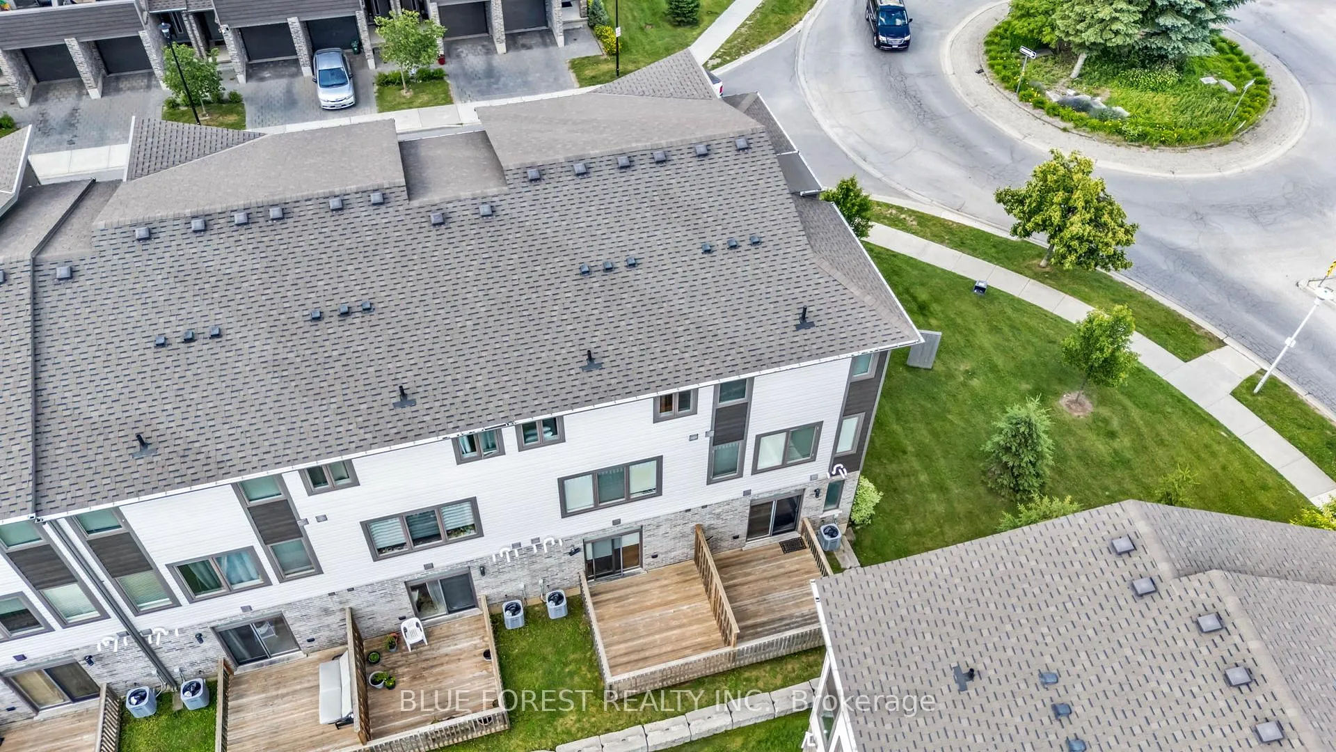 Photo 25 of Unit 4, 2070 Meadowgate Boulevard, London, South U — HOMEH