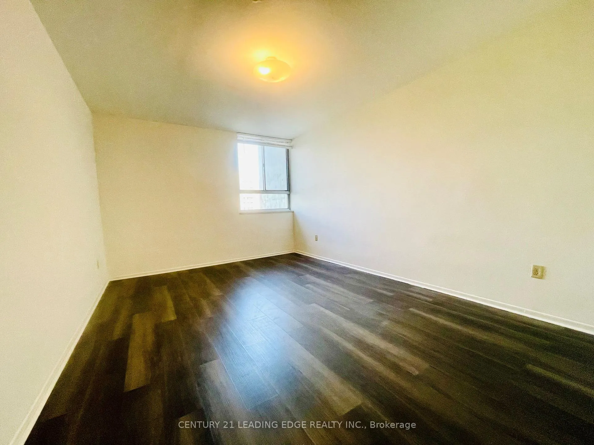 Photo 8 of Unit 2411, 5 Massey Square, Toronto, Crescent Town — HOMEH
