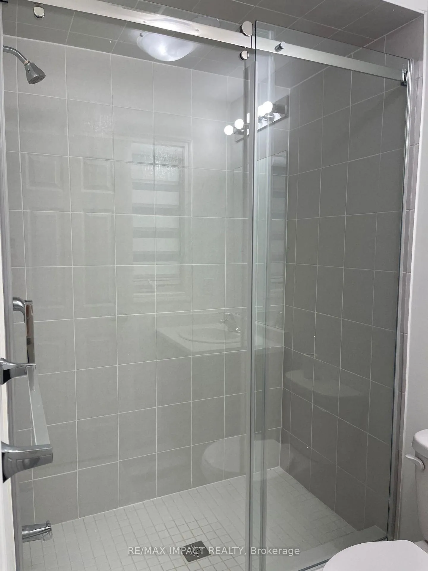 Photo 9 of 1475 Grand Prairie Path E, Oshawa, Pinecrest — HOMEH