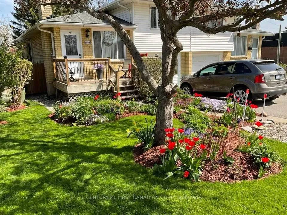 Photo 2 of 1099 Byron Baseline Road, London, South K — HOMEH