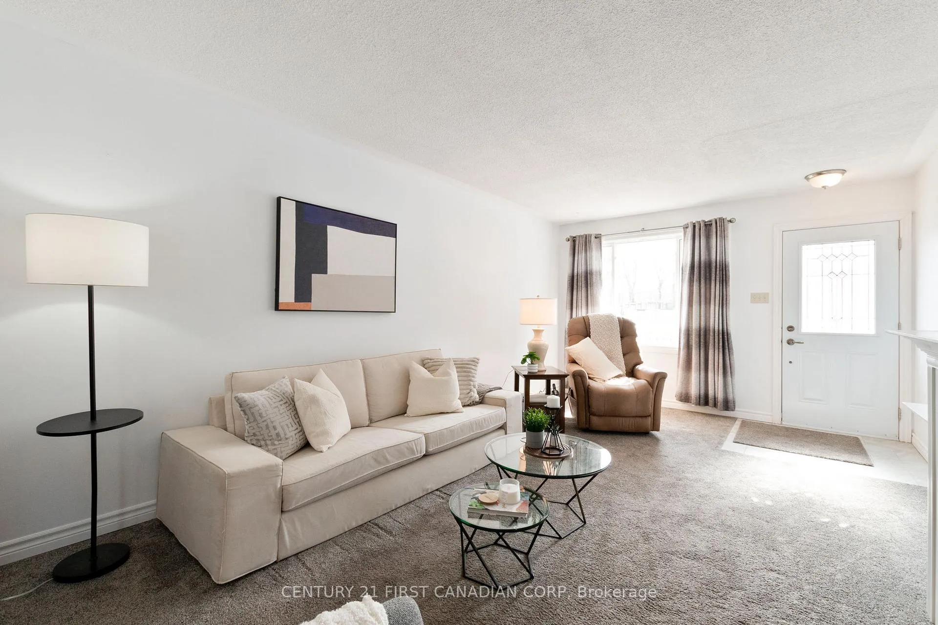 Photo 5 of 1099 Byron Baseline Road, London, South K — HOMEH