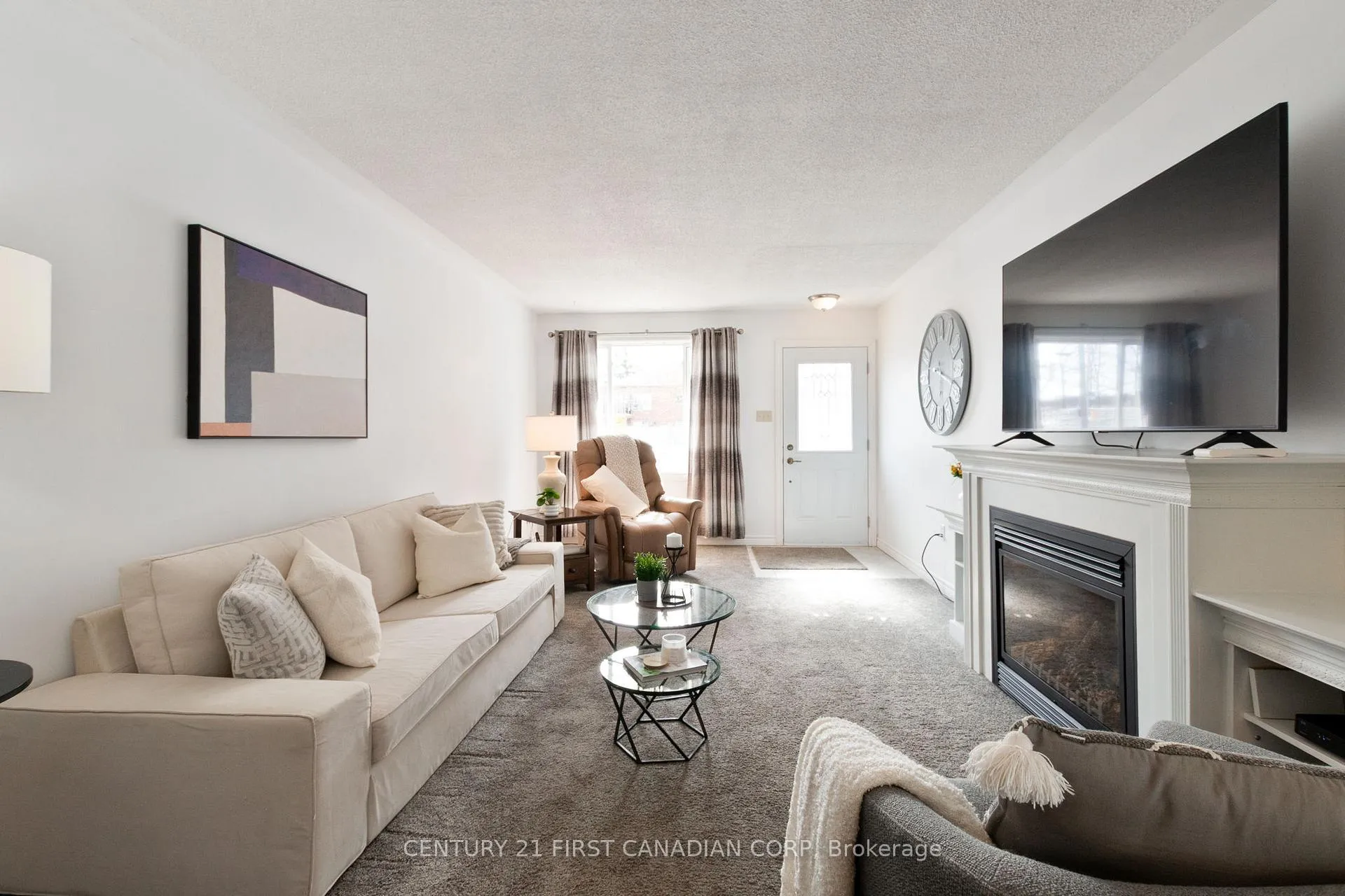 Photo 6 of 1099 Byron Baseline Road, London, South K — HOMEH