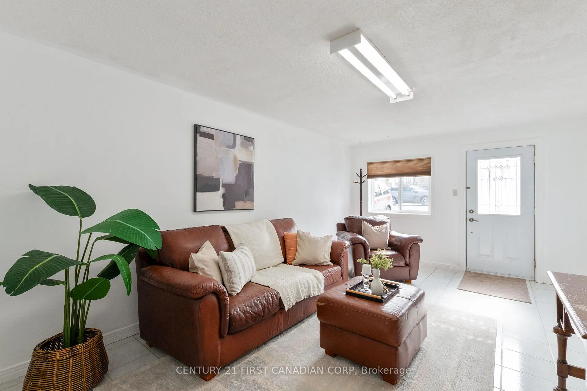 Photo 23 of 1099 Byron Baseline Road, London, South K — HOMEH