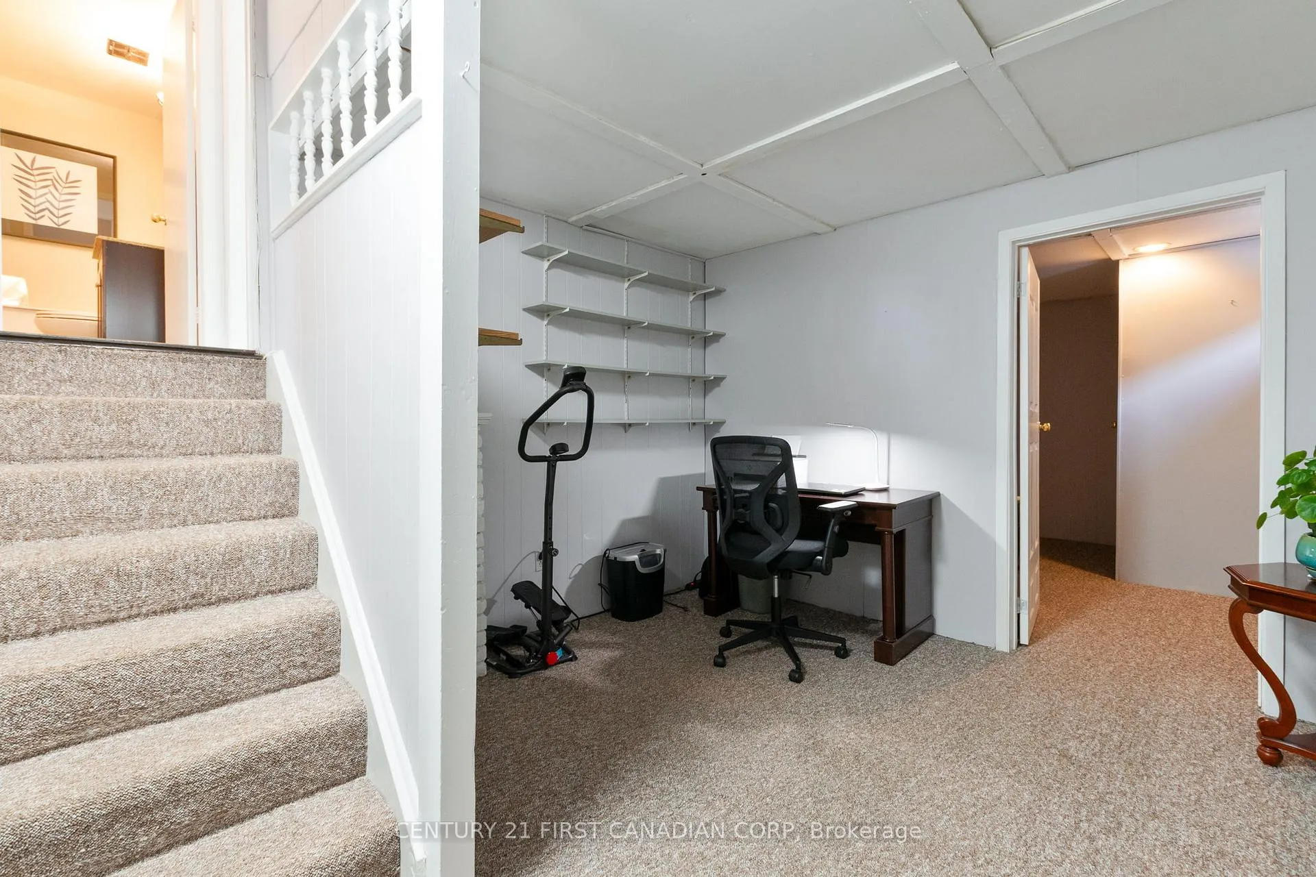 Photo 28 of 1099 Byron Baseline Road, London, South K — HOMEH