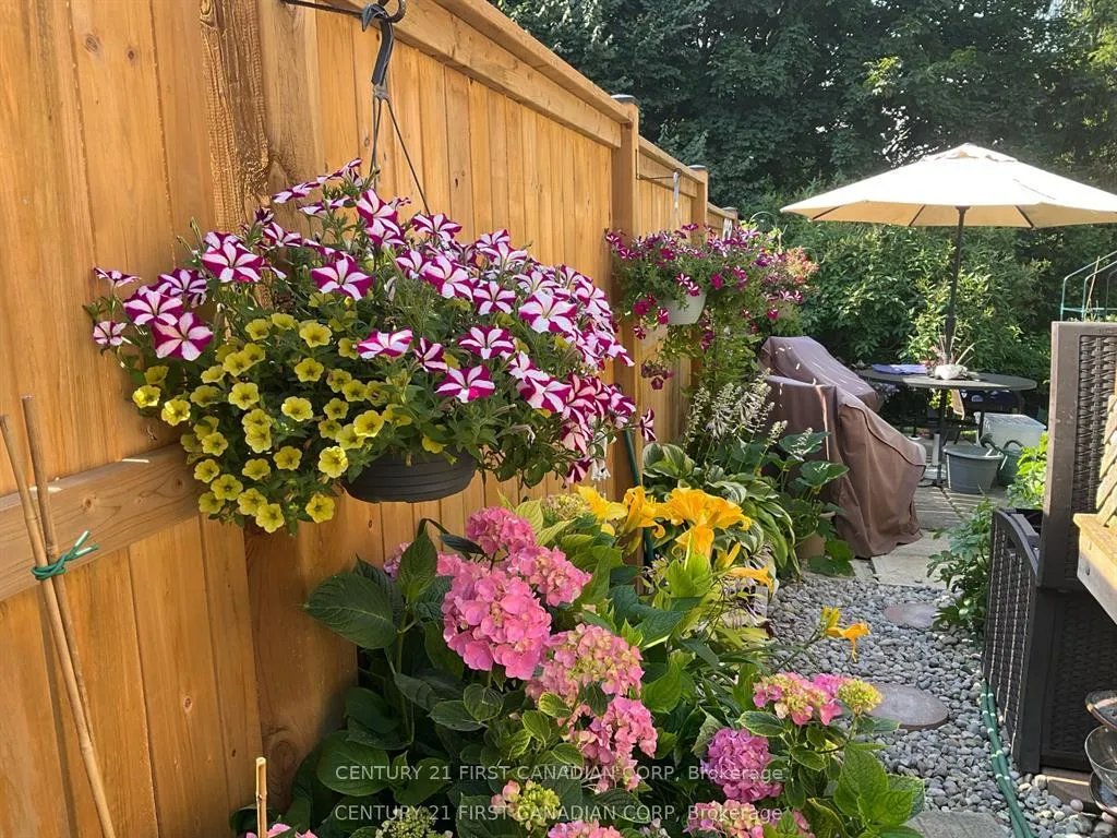 Photo 39 of 1099 Byron Baseline Road, London, South K — HOMEH