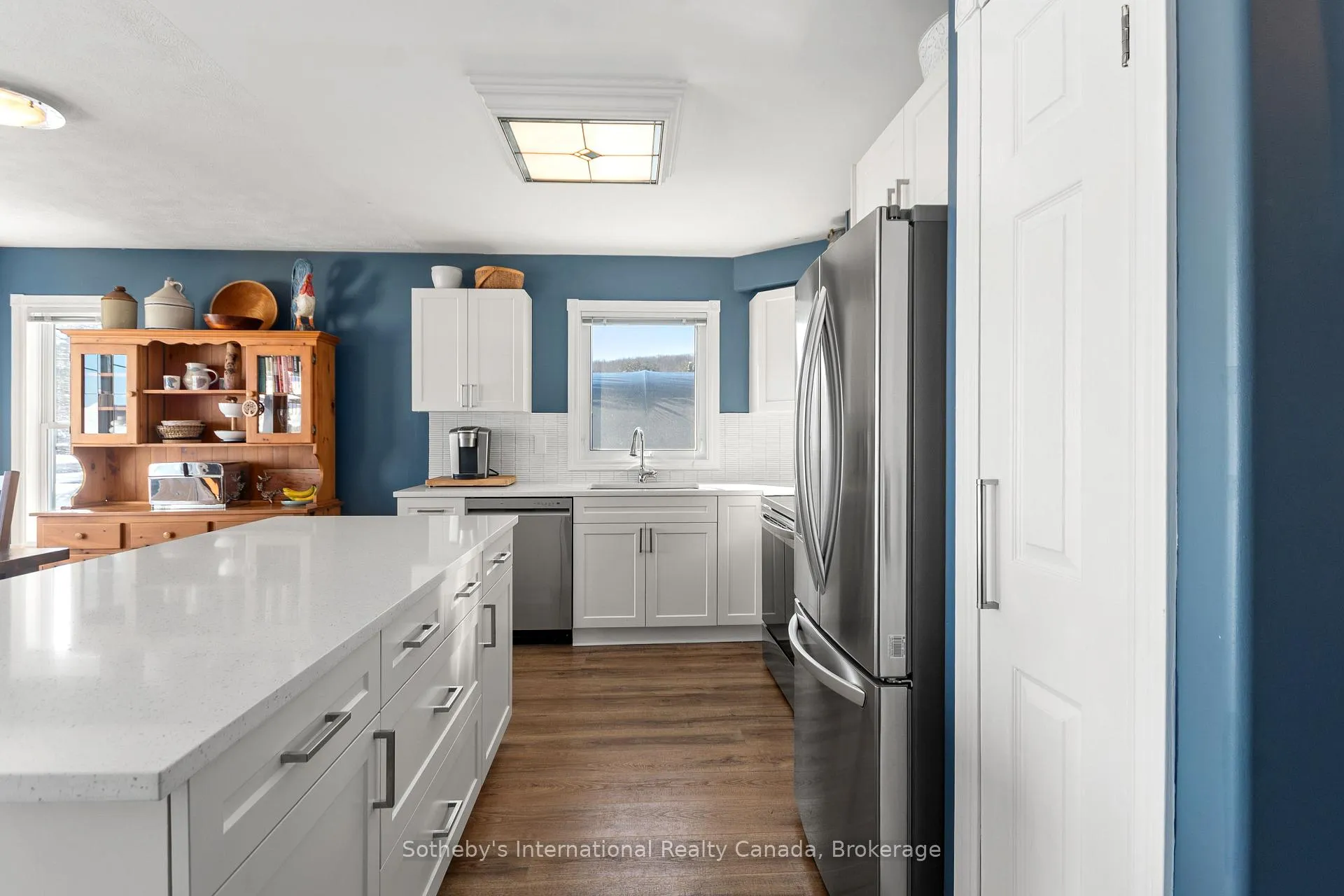Photo 9 of 604 Champlain Road, Tiny, Rural Tiny — HOMEH