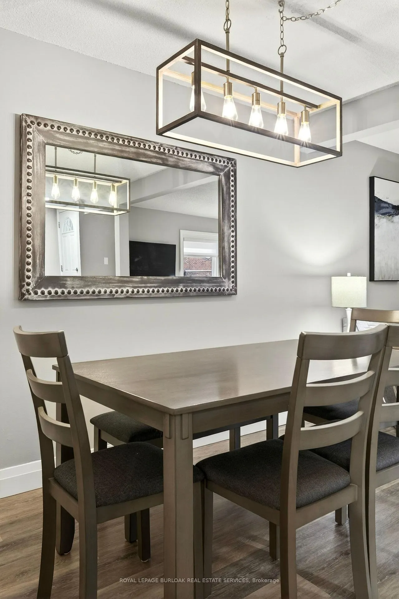 Photo 12 of Unit 1, 2185 Fairchild Boulevard, Burlington, Tyandaga — HOMEH