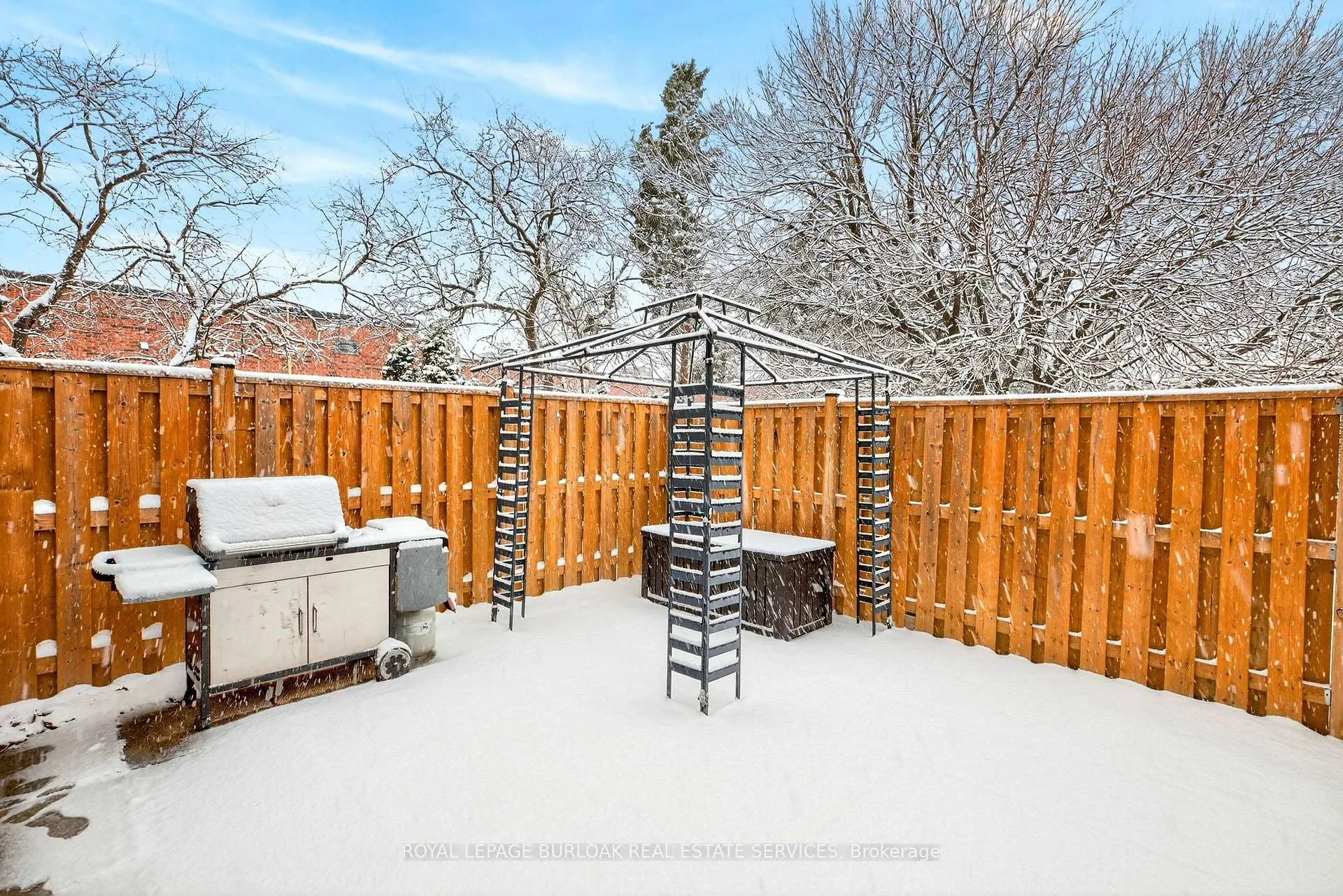 Photo 44 of Unit 1, 2185 Fairchild Boulevard, Burlington, Tyandaga — HOMEH