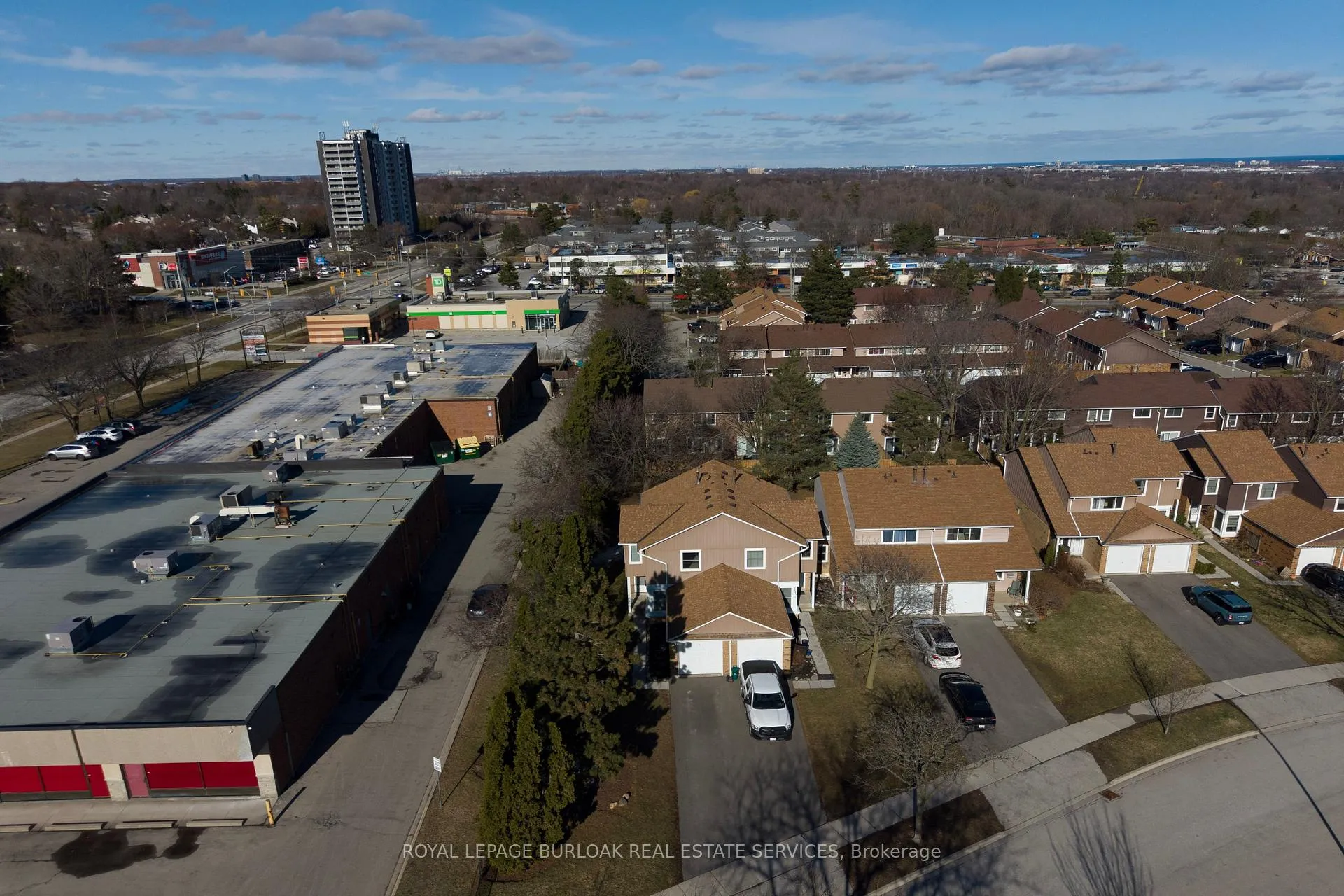 Photo 46 of Unit 1, 2185 Fairchild Boulevard, Burlington, Tyandaga — HOMEH