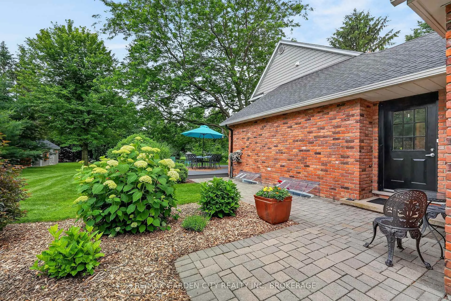Photo 42 of 656 Memorial Drive, Pelham, Fenwick — HOMEH