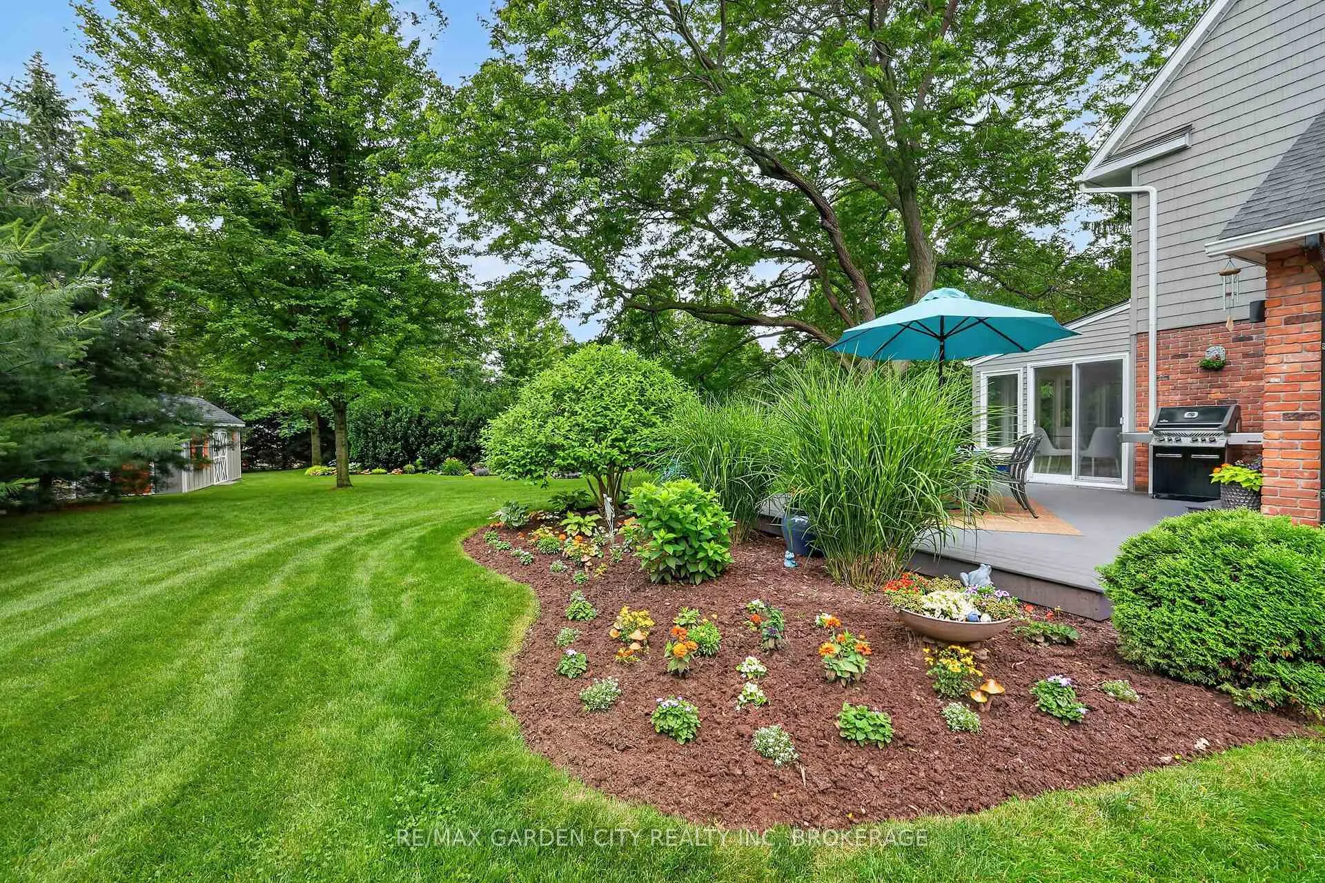 Photo 43 of 656 Memorial Drive, Pelham, Fenwick — HOMEH