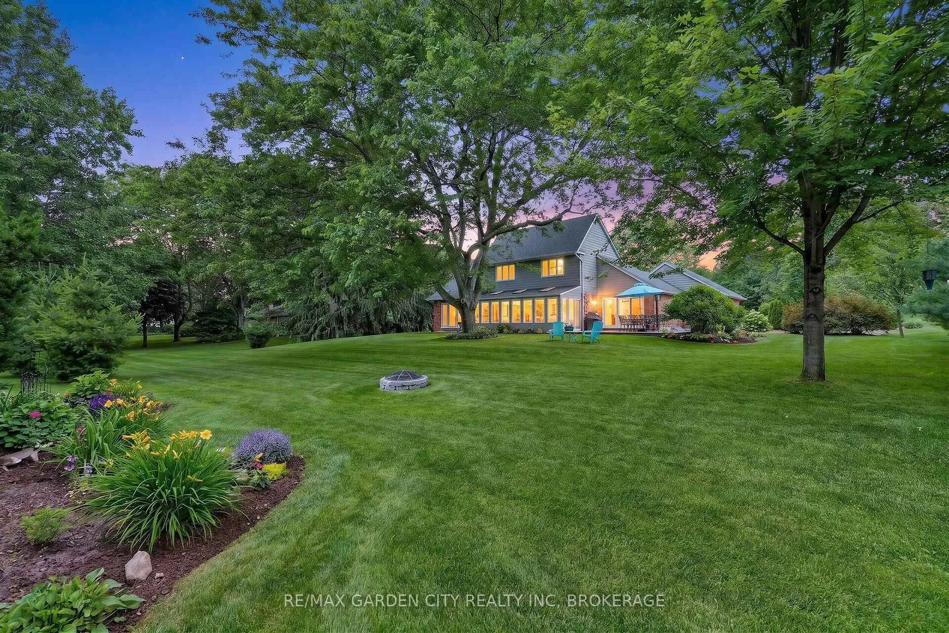 Photo 45 of 656 Memorial Drive, Pelham, Fenwick — HOMEH