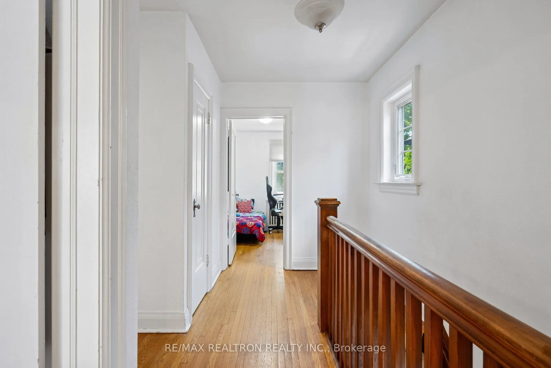 Photo 25 of 707 Hillsdale Avenue E, Toronto, Mount Pleasant East — HOMEH