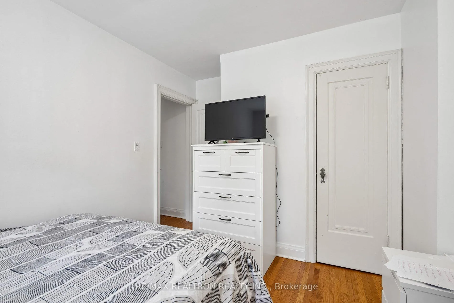 Photo 28 of 707 Hillsdale Avenue E, Toronto, Mount Pleasant East — HOMEH