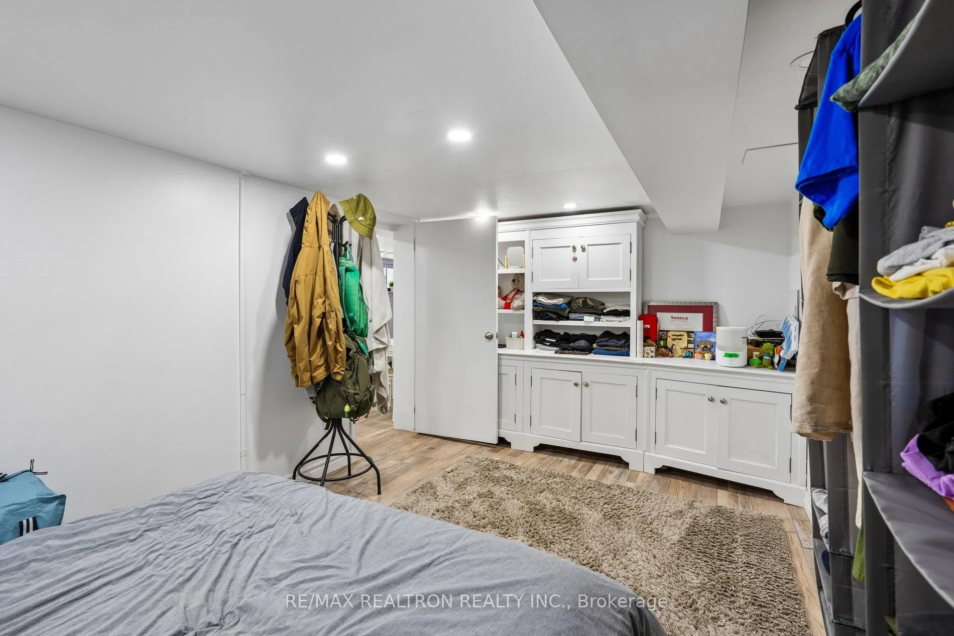 Photo 42 of 707 Hillsdale Avenue E, Toronto, Mount Pleasant East — HOMEH