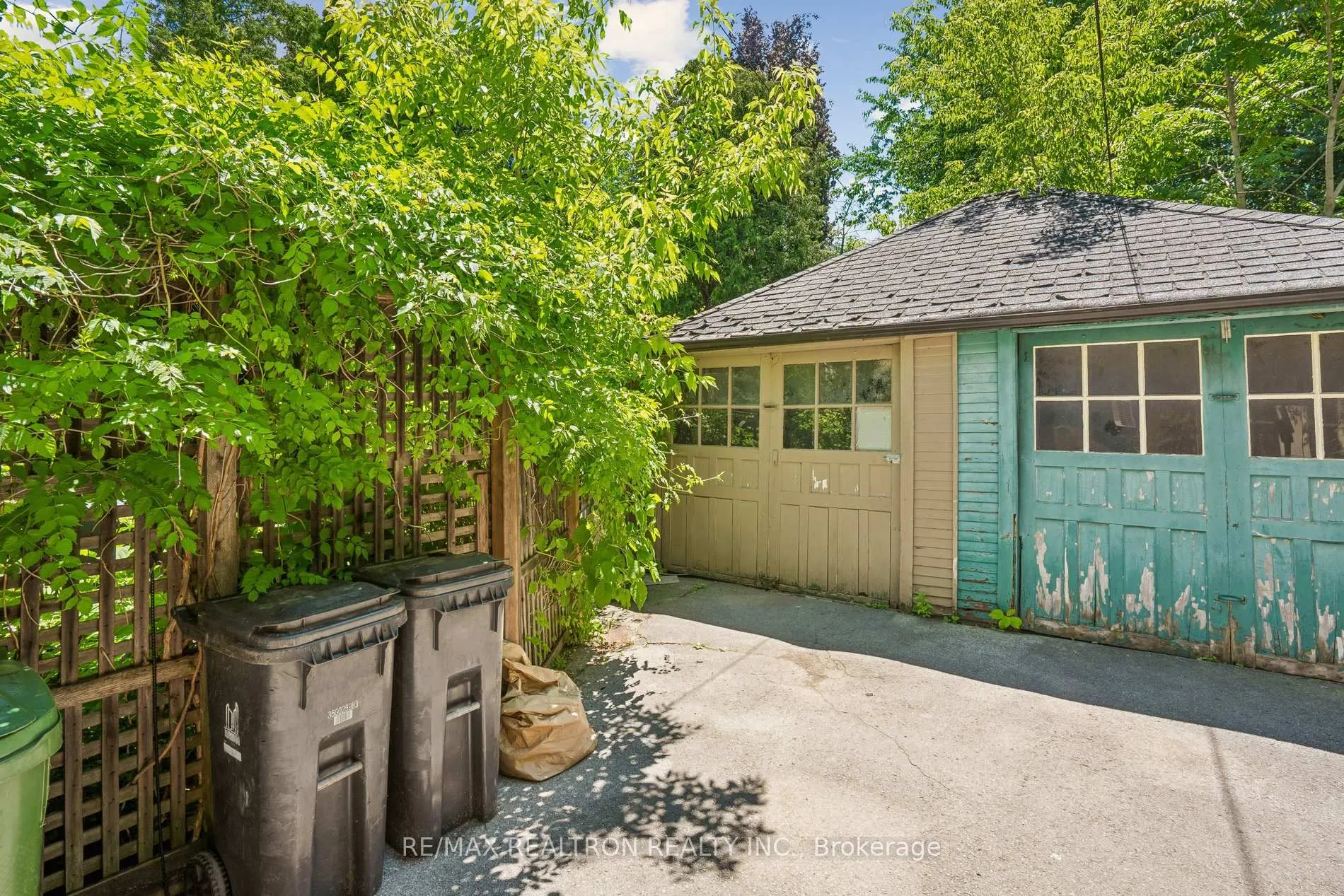 Photo 46 of 707 Hillsdale Avenue E, Toronto, Mount Pleasant East — HOMEH