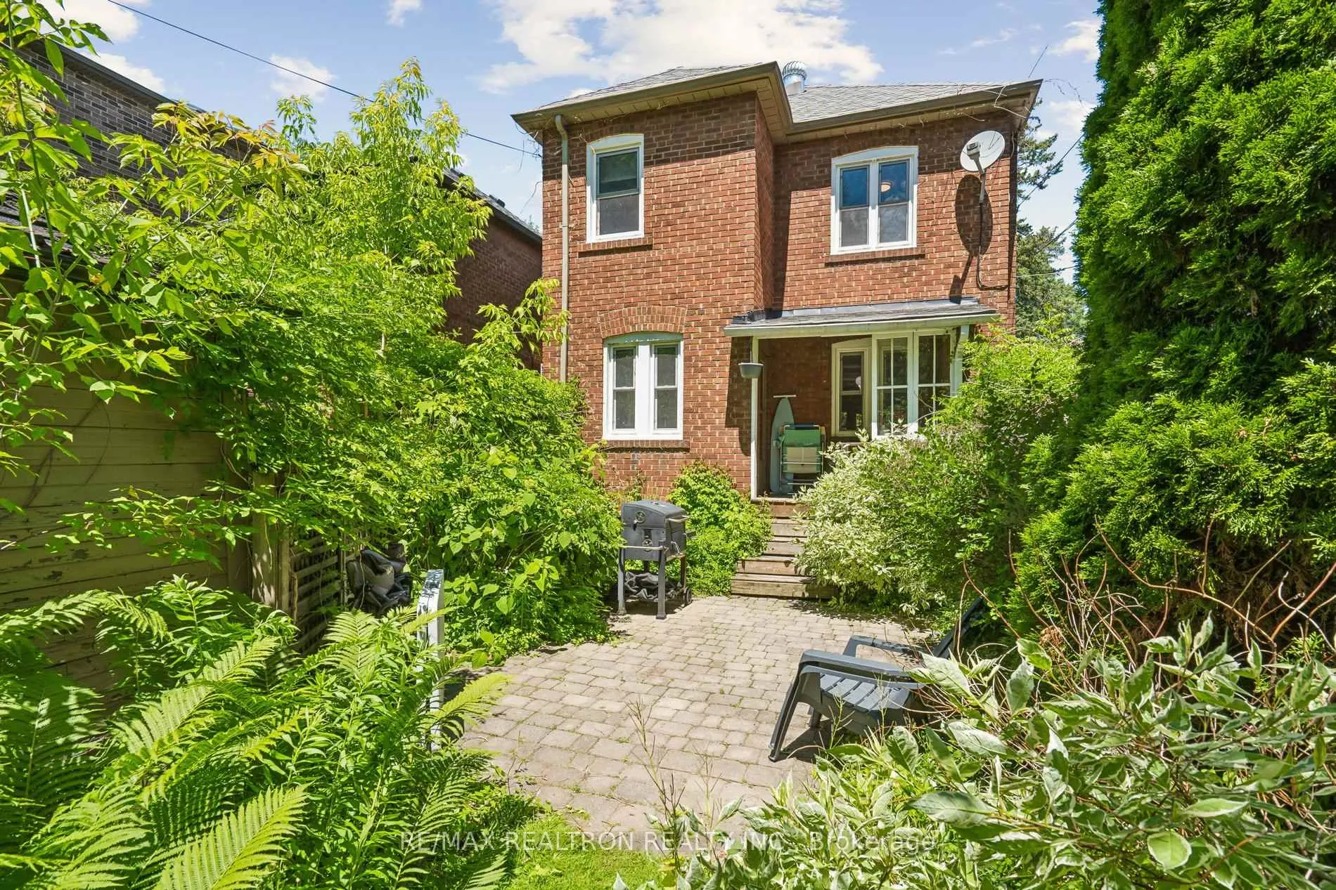 Photo 48 of 707 Hillsdale Avenue E, Toronto, Mount Pleasant East — HOMEH