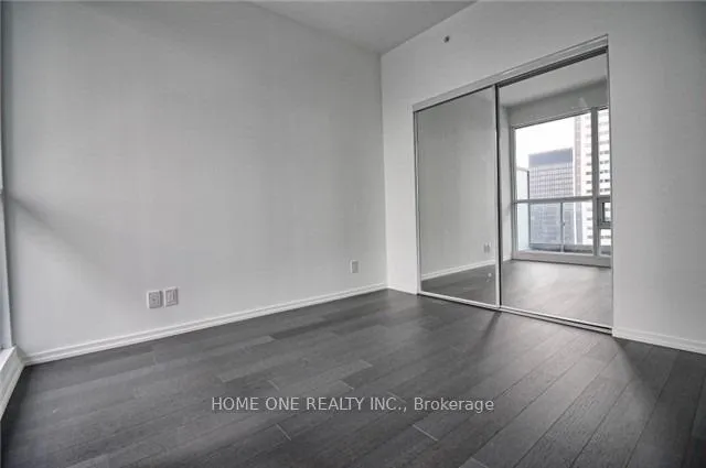 Photo 4 of Unit 4610, 70 Temperance Street, Toronto, Bay Street Corridor — HOMEH