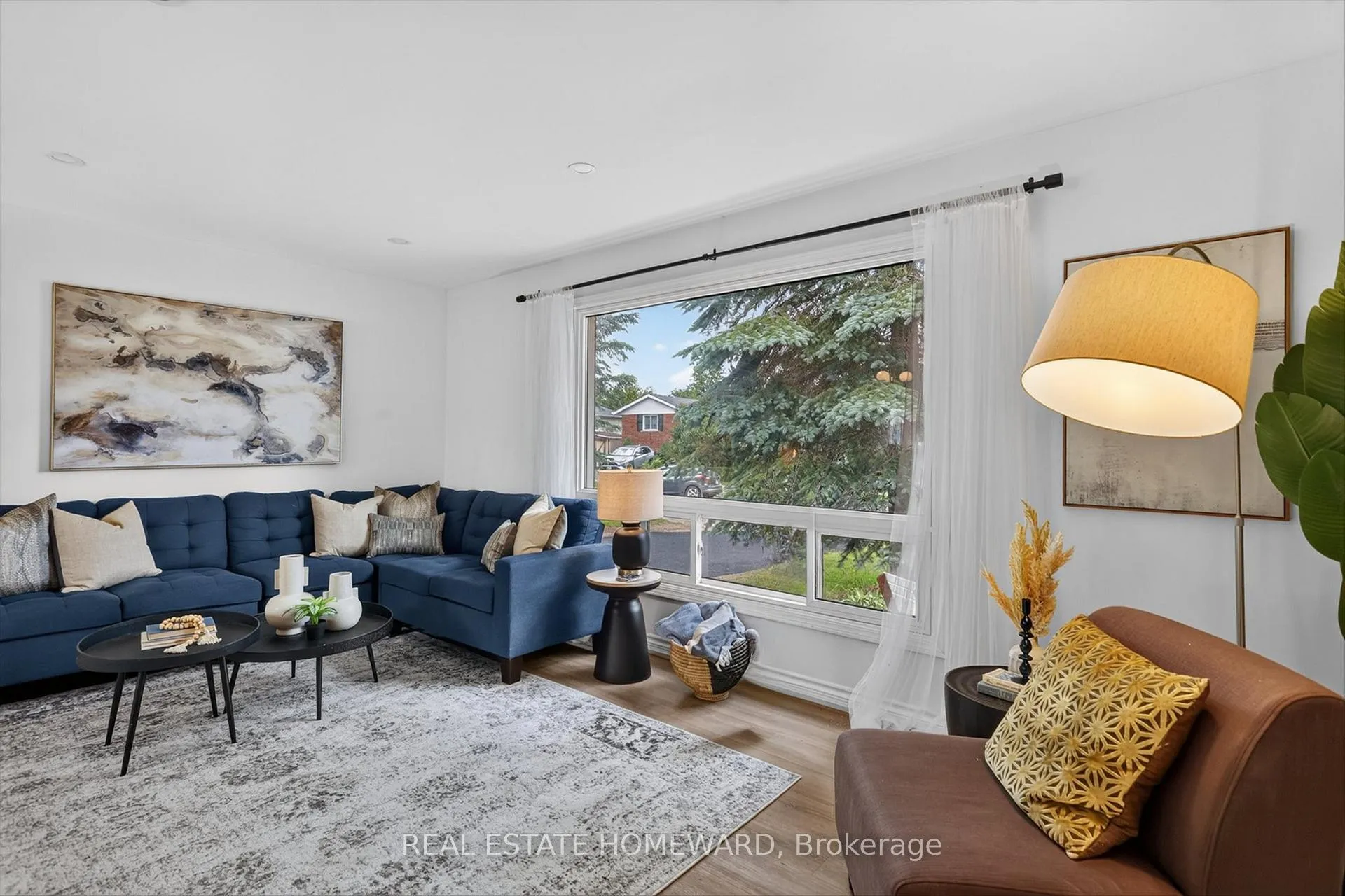 Photo 7 of 1569 Redwood Drive, Peterborough, Monaghan Ward 2 — HOMEH