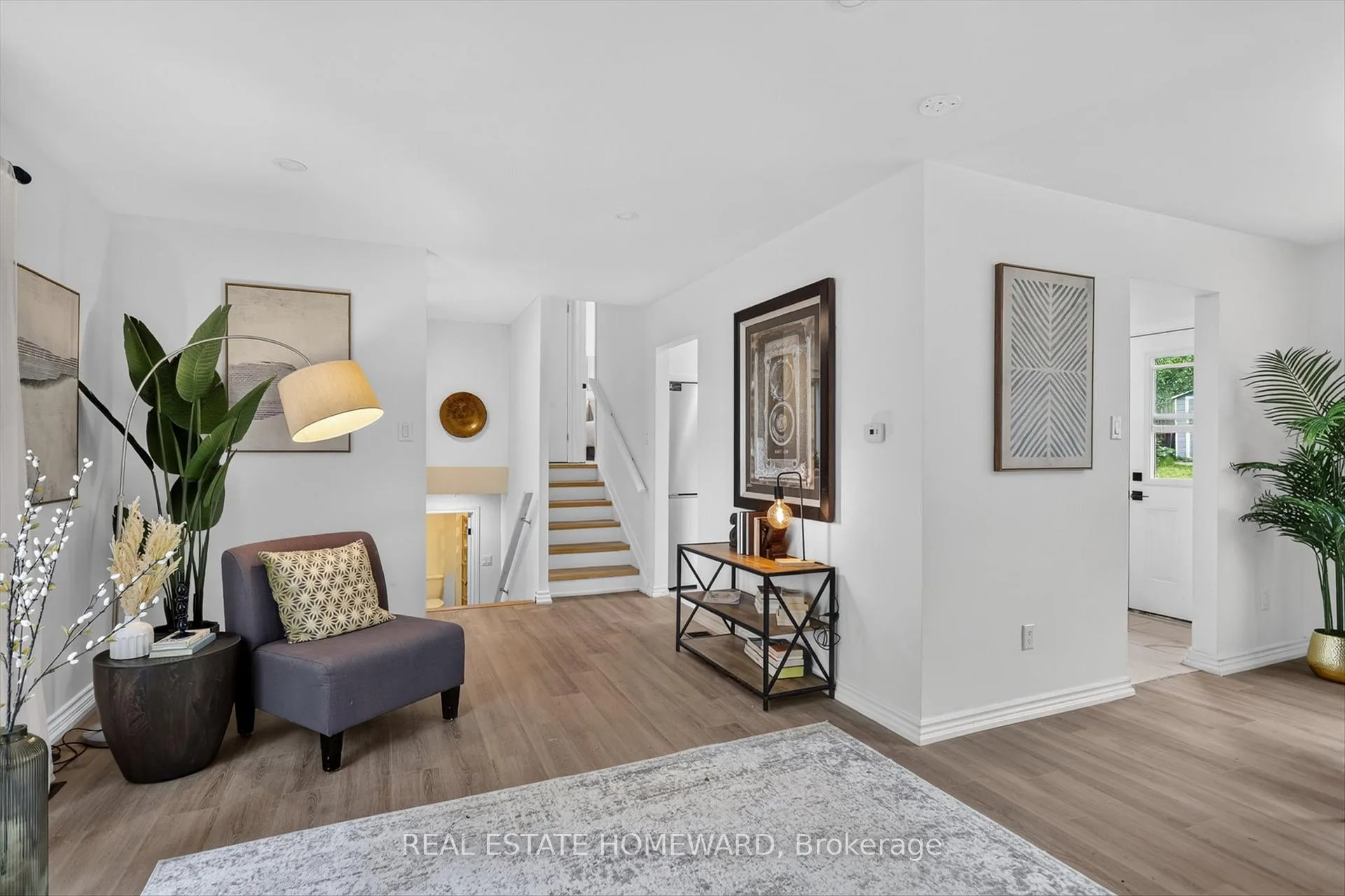 Photo 11 of 1569 Redwood Drive, Peterborough, Monaghan Ward 2 — HOMEH