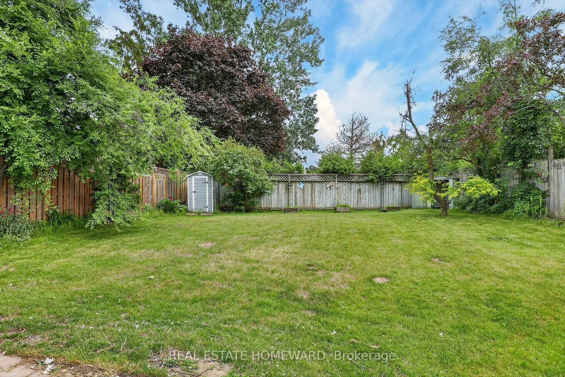 Photo 29 of 1569 Redwood Drive, Peterborough, Monaghan Ward 2 — HOMEH