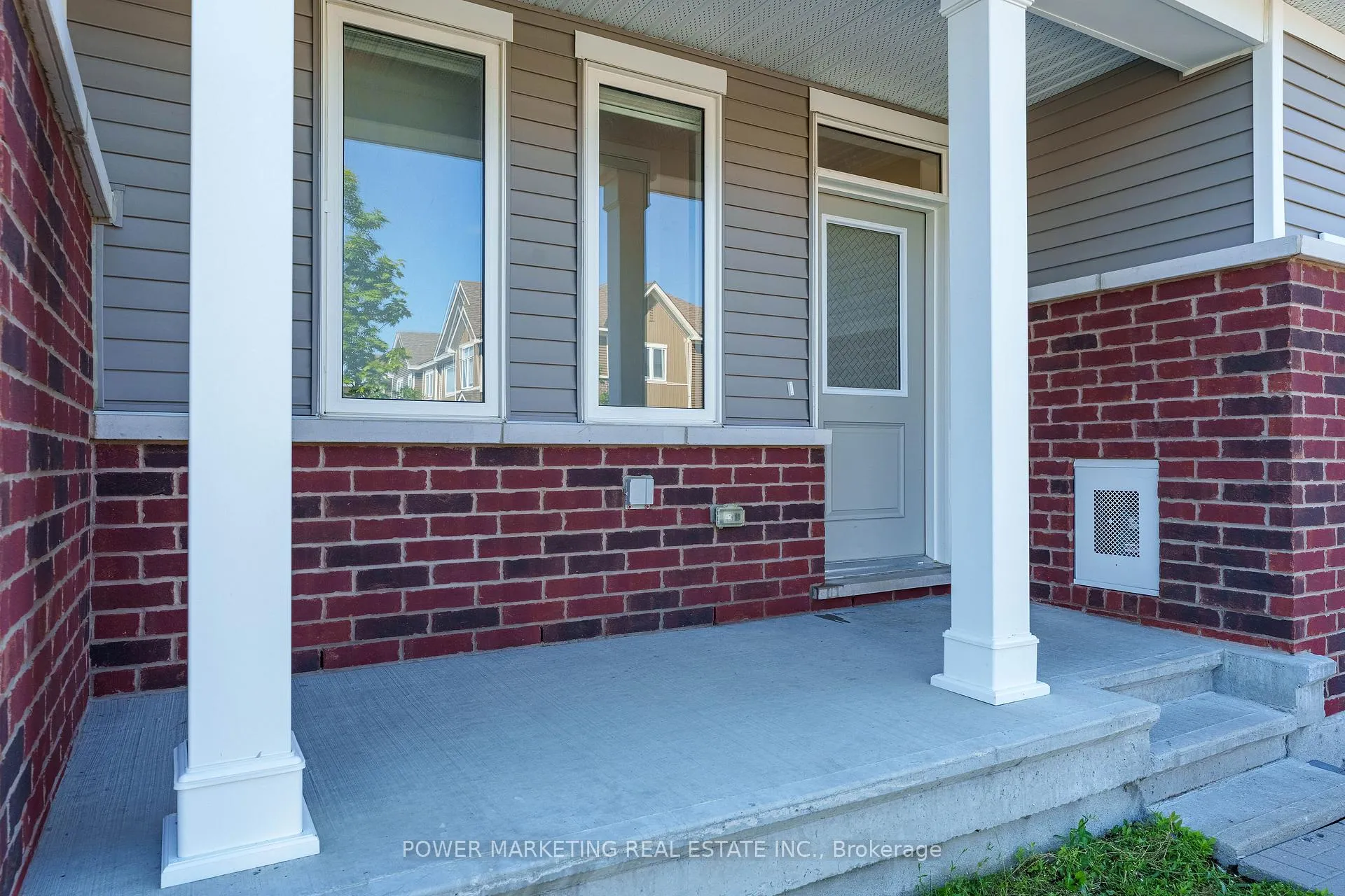 Photo 2 of 448 Epoch Street, Ottawa, Barrhaven - Half Moon Bay — HOMEH