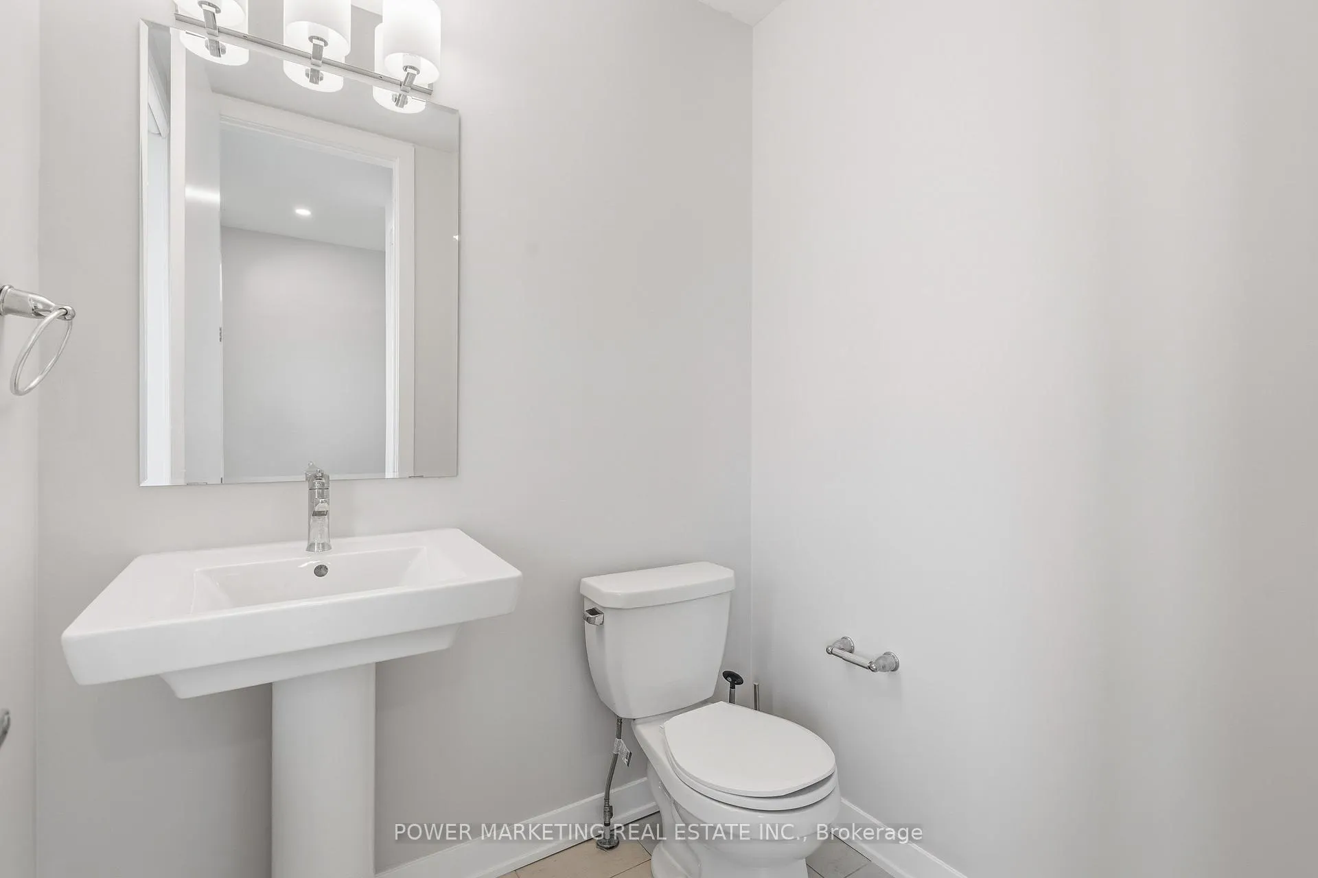 Photo 5 of 448 Epoch Street, Ottawa, Barrhaven - Half Moon Bay — HOMEH